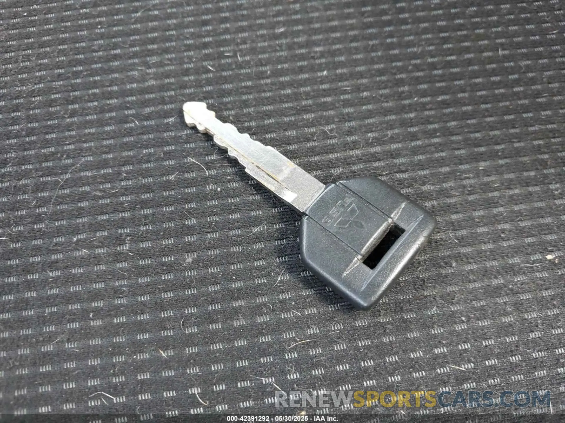 10 Photograph of a damaged car 4UZBVG113KGKG3613 MITSUBISHI FEC7TS 2019