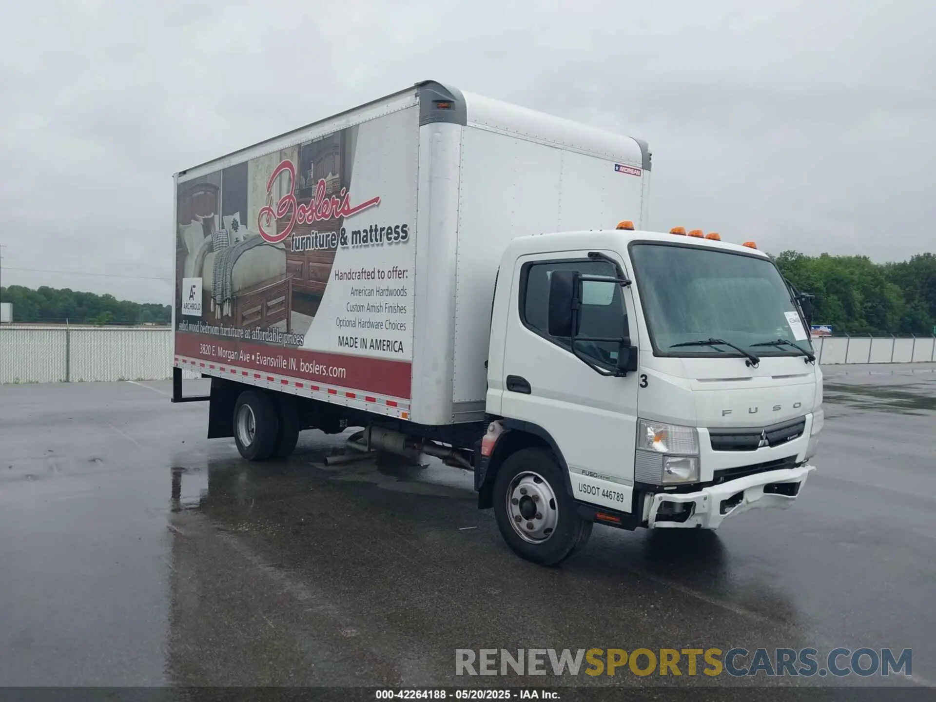 1 Photograph of a damaged car 4UZBYH118KGKT7803 MITSUBISHI FECZTS 2019