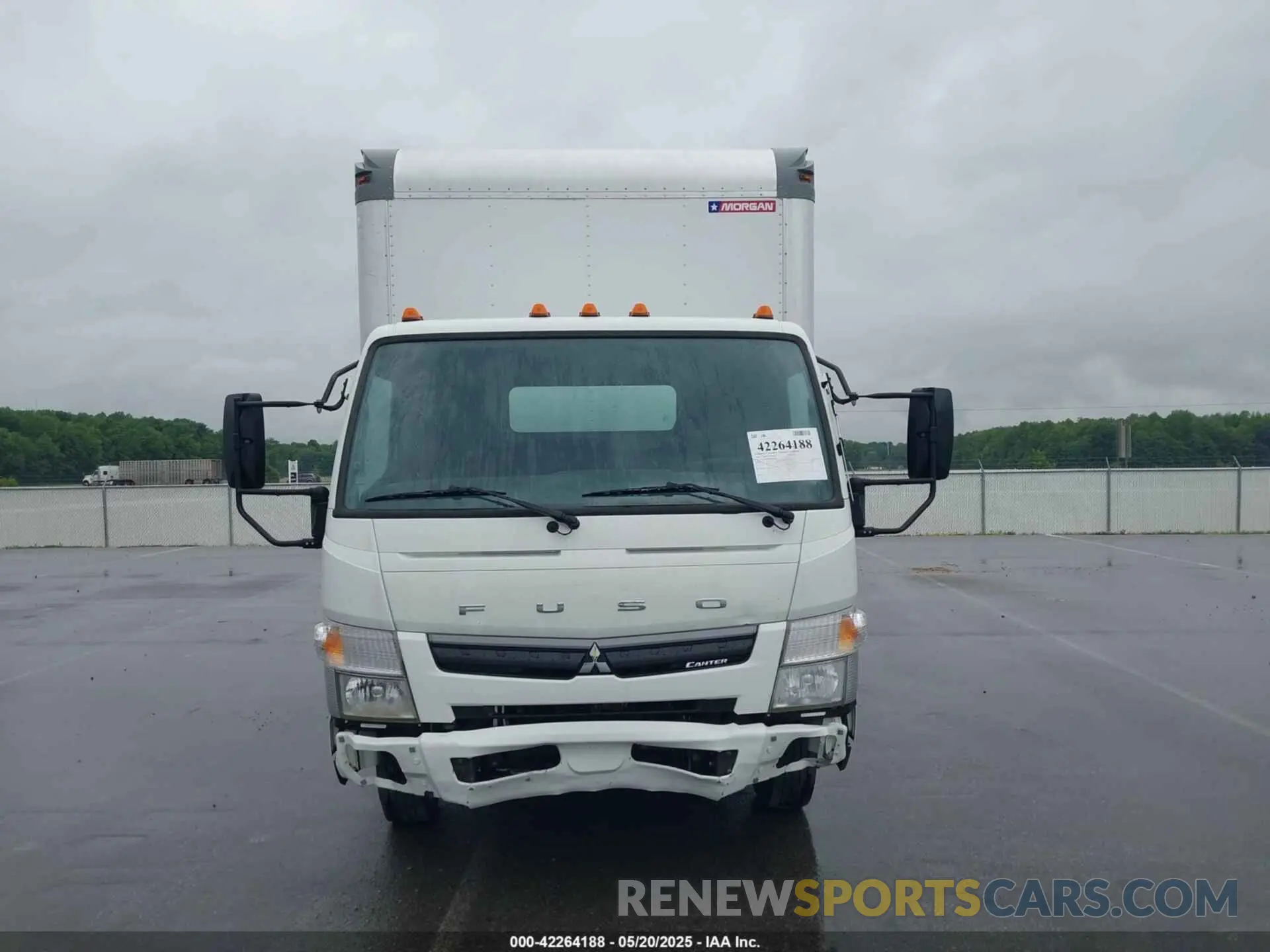 16 Photograph of a damaged car 4UZBYH118KGKT7803 MITSUBISHI FECZTS 2019