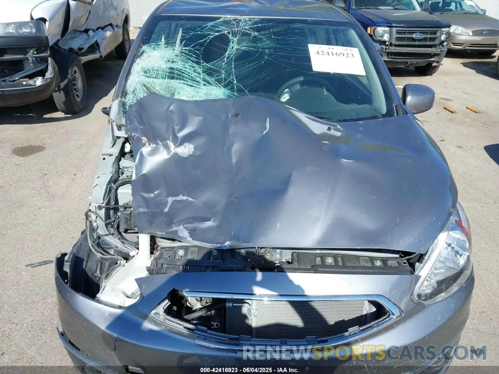 10 Photograph of a damaged car ML32A3HJ2KH005938 MITSUBISHI MIRAGE 2019