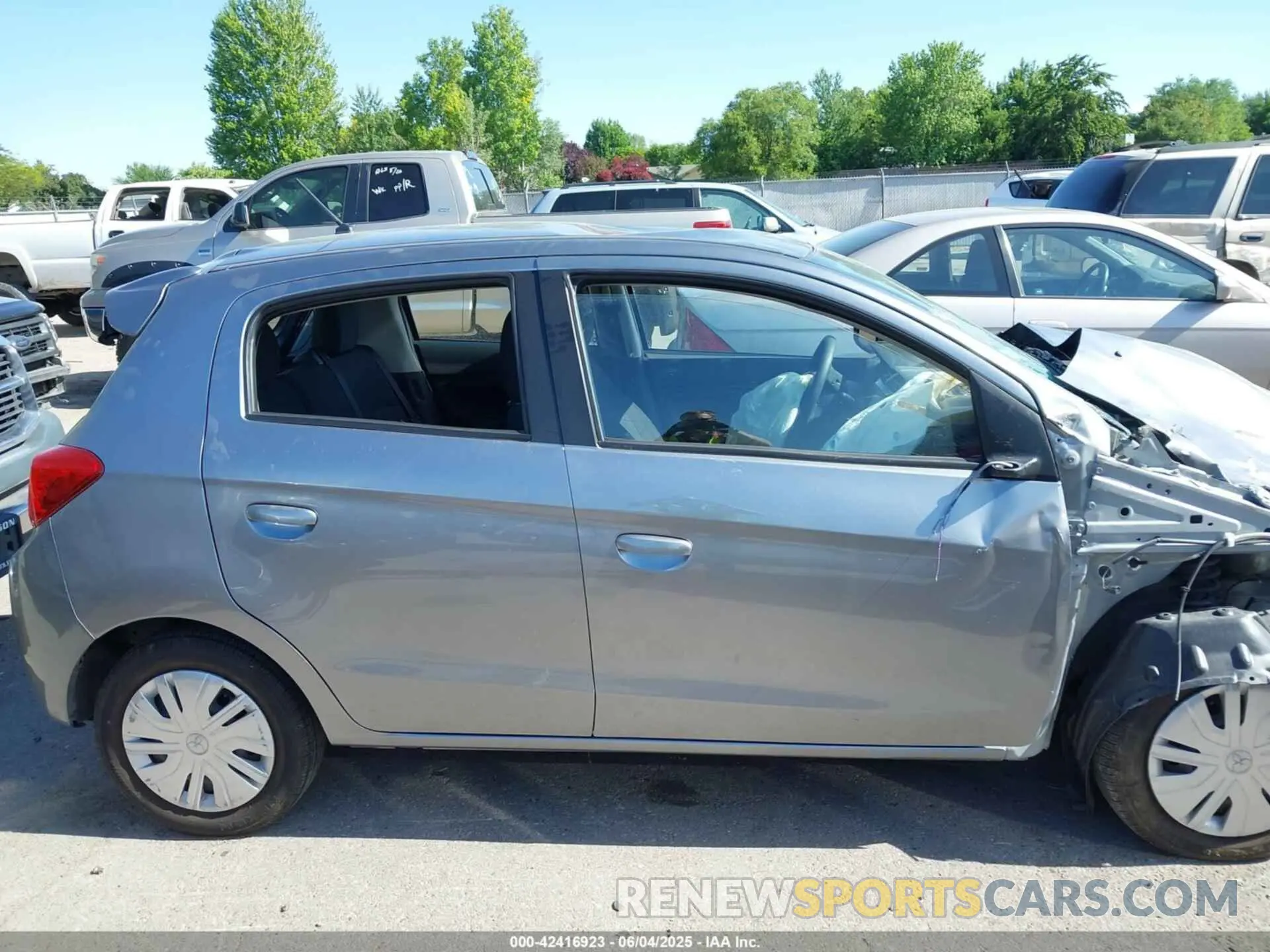 13 Photograph of a damaged car ML32A3HJ2KH005938 MITSUBISHI MIRAGE 2019