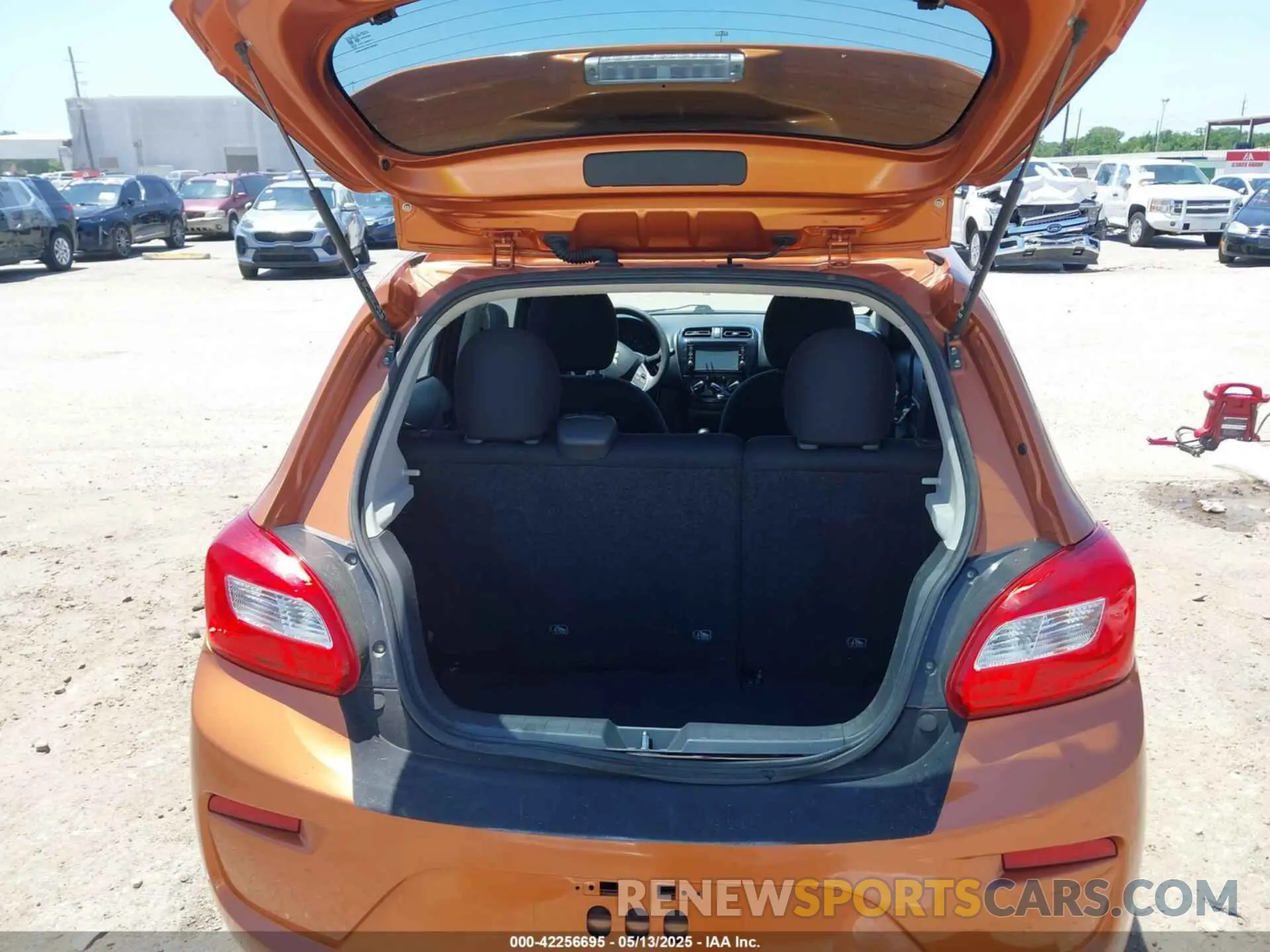 17 Photograph of a damaged car ML32A3HJ3KH000859 MITSUBISHI MIRAGE 2019