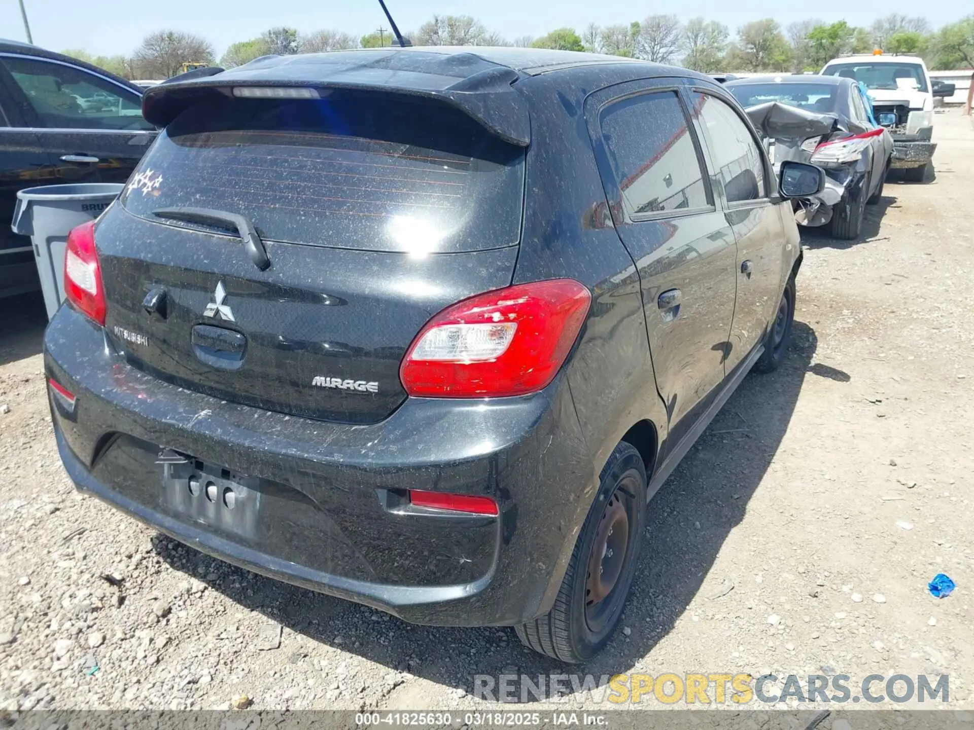 4 Photograph of a damaged car ML32A3HJ6KH006204 MITSUBISHI MIRAGE 2019