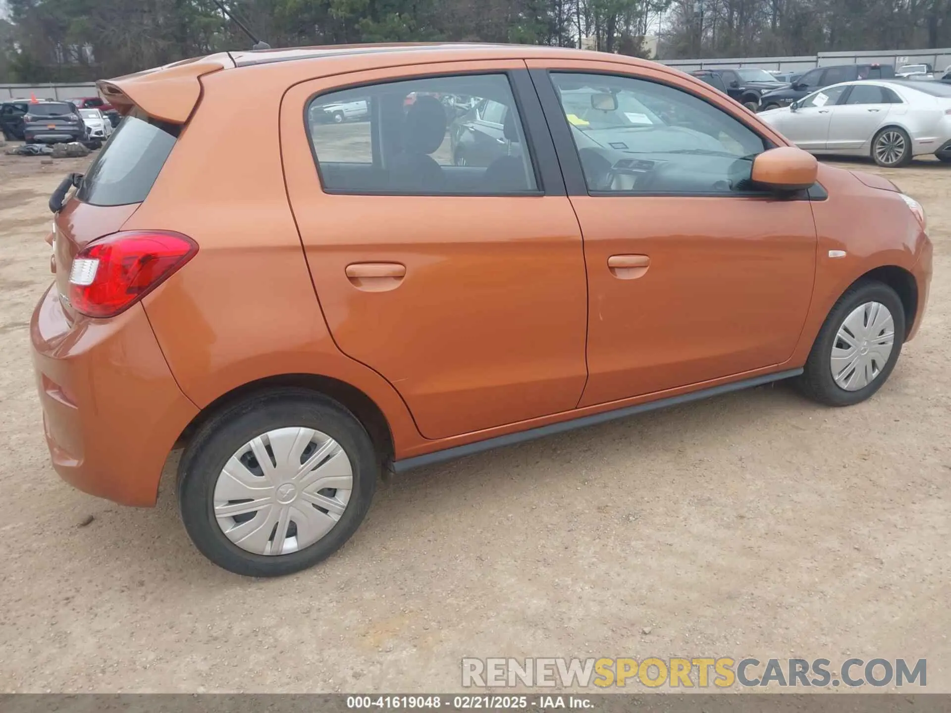 4 Photograph of a damaged car ML32A3HJ8KH000856 MITSUBISHI MIRAGE 2019