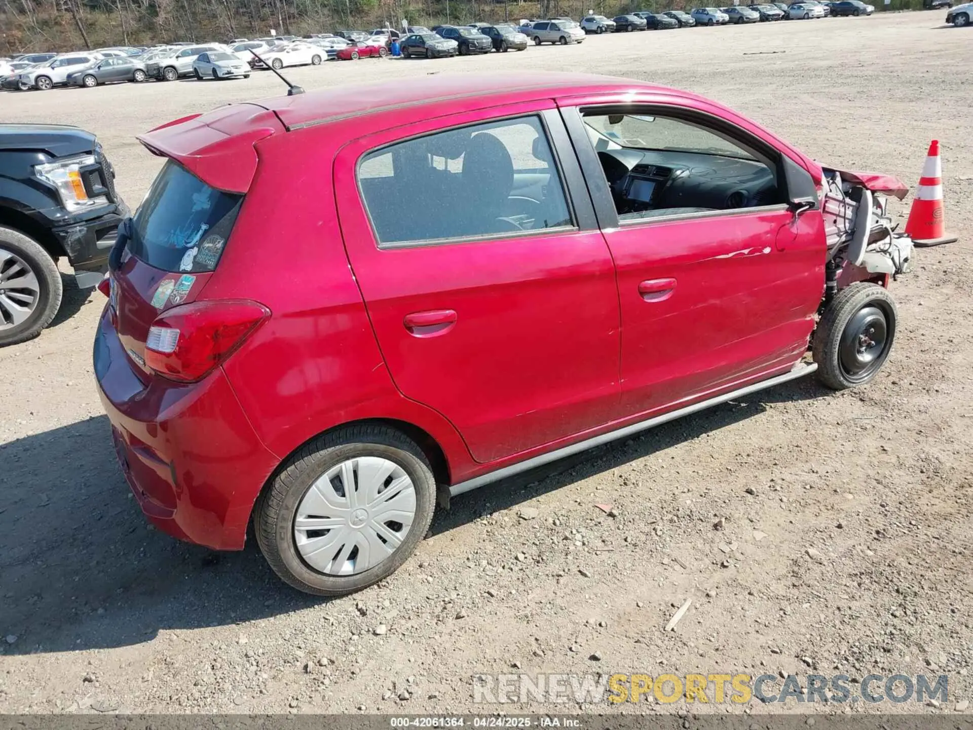4 Photograph of a damaged car ML32A3HJ9KH015821 MITSUBISHI MIRAGE 2019