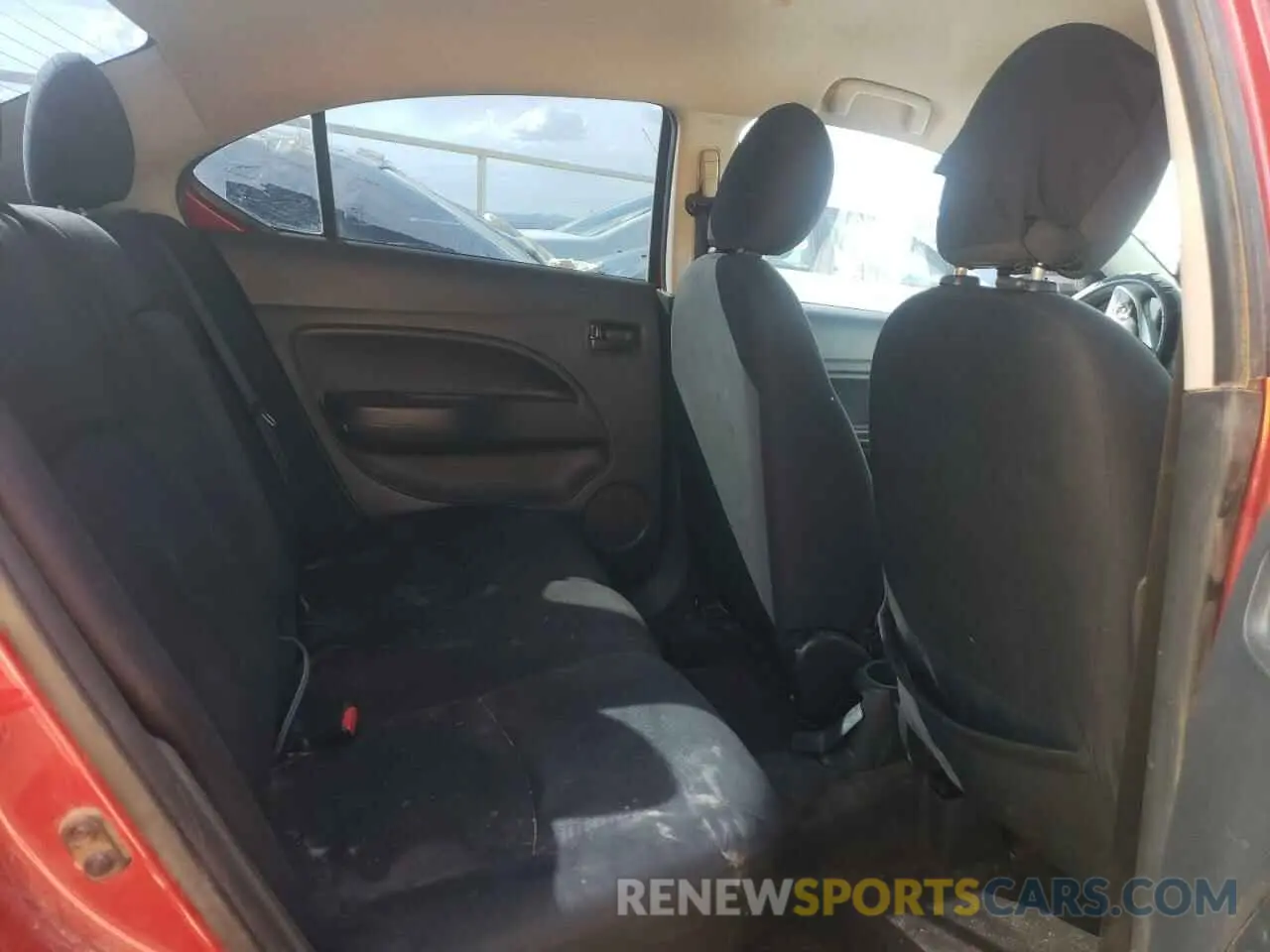 10 Photograph of a damaged car ML32F3FJ0KHF03952 MITSUBISHI MIRAGE 2019