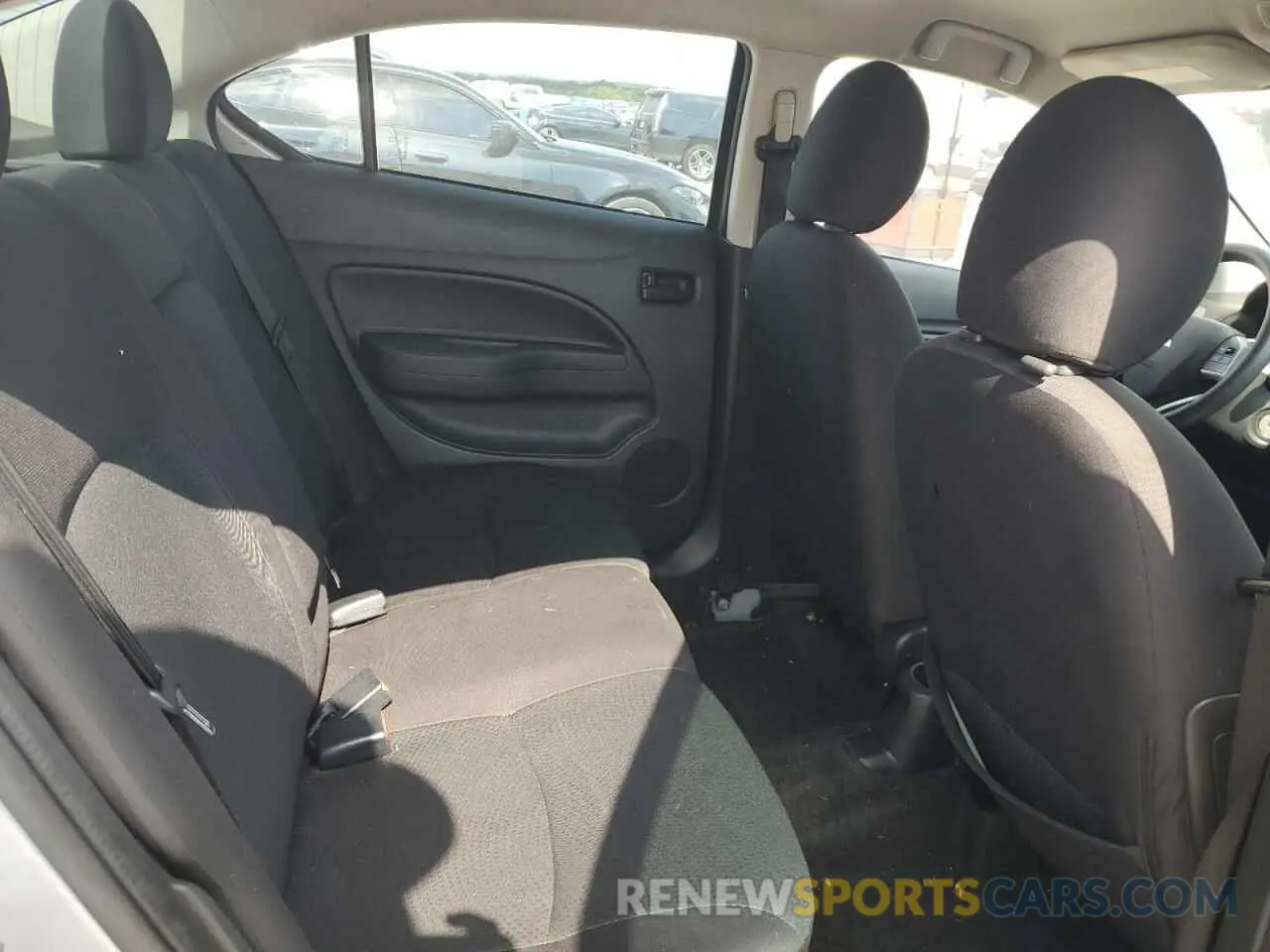 10 Photograph of a damaged car ML32F3FJ0KHF16622 MITSUBISHI MIRAGE 2019