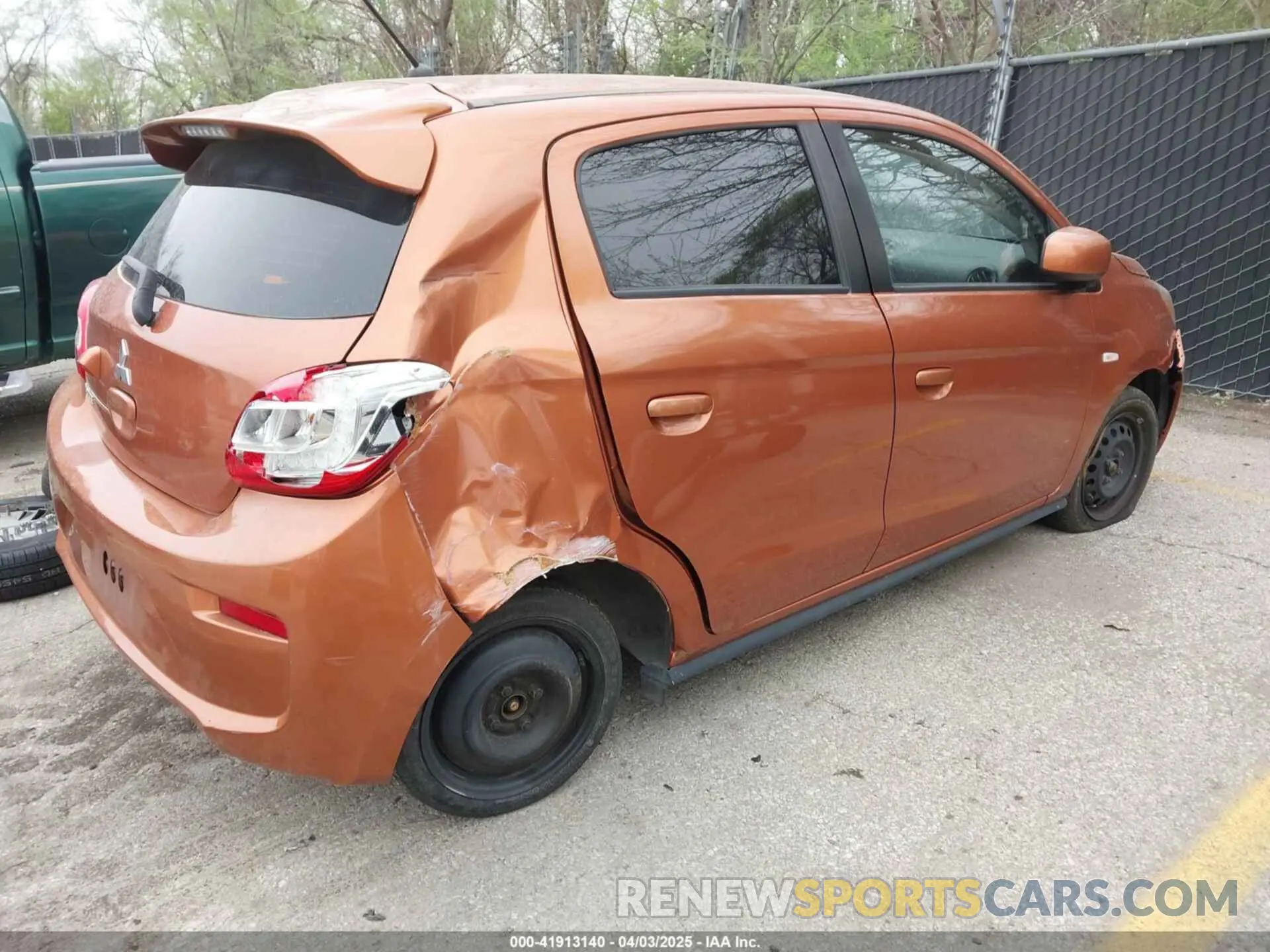 4 Photograph of a damaged car ML32A3HJ2LH007089 MITSUBISHI MIRAGE 2020