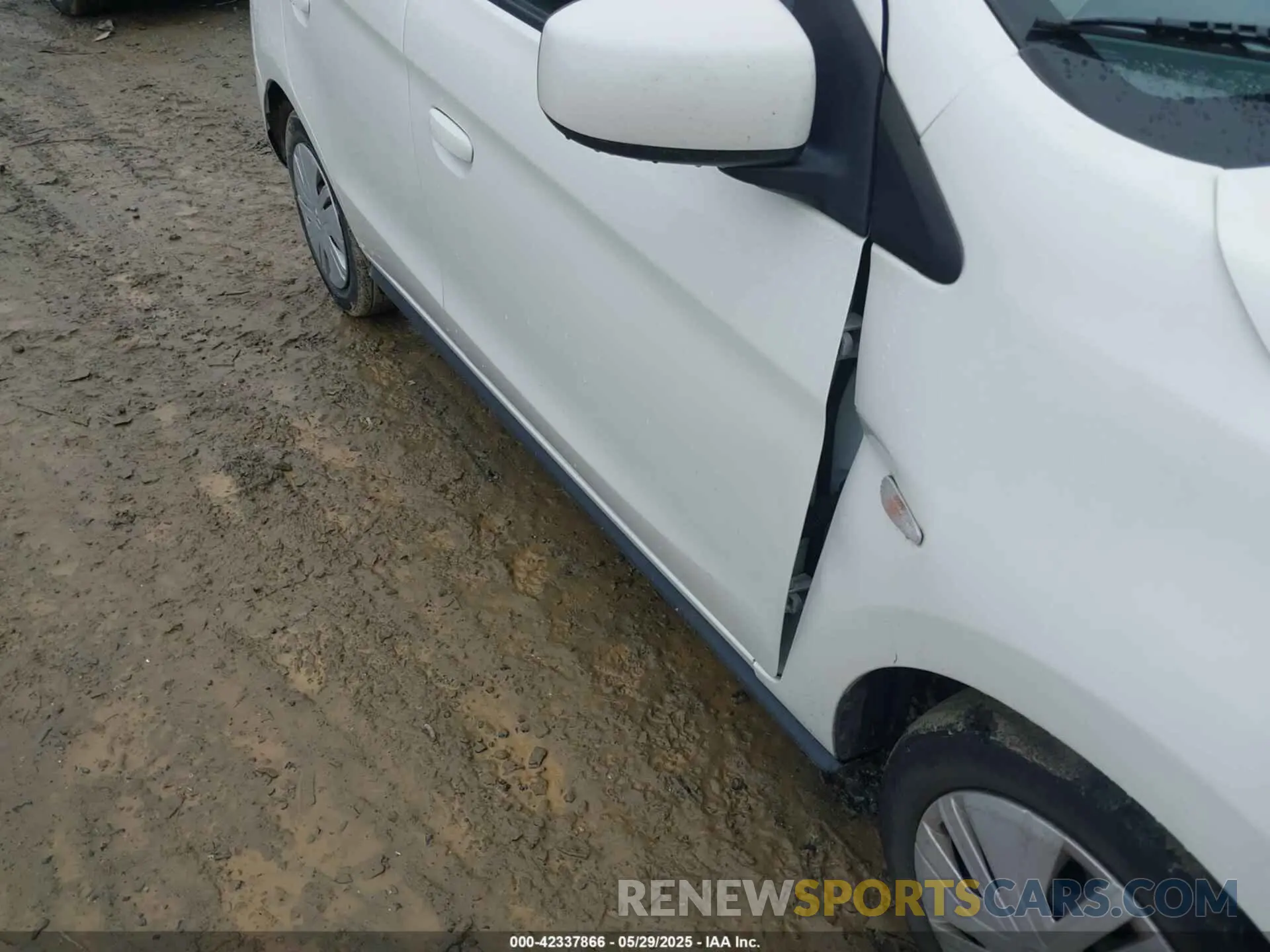 18 Photograph of a damaged car ML32A3HJ7LH002986 MITSUBISHI MIRAGE 2020