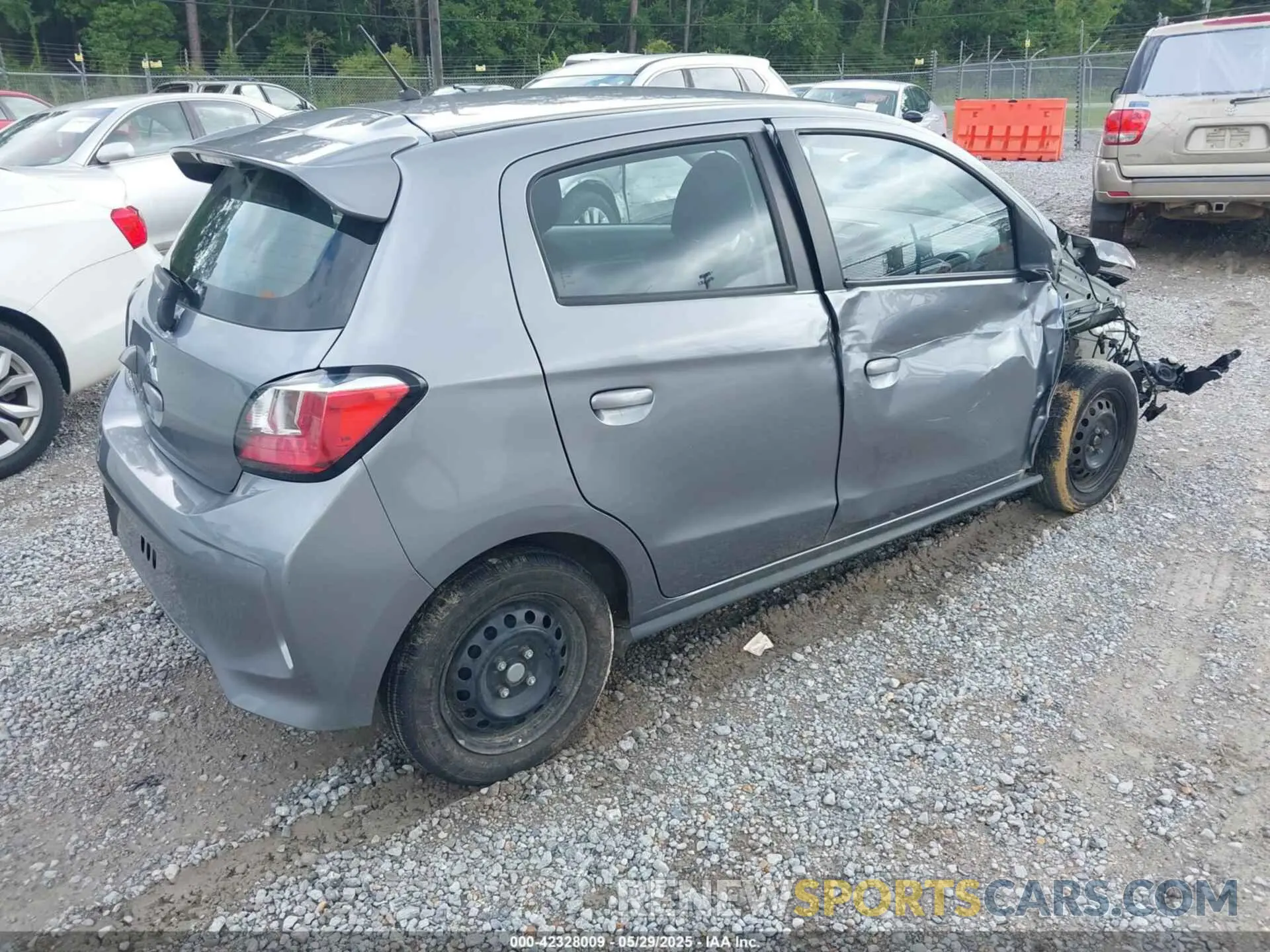 4 Photograph of a damaged car ML32AUHJ1MH011190 MITSUBISHI MIRAGE 2021