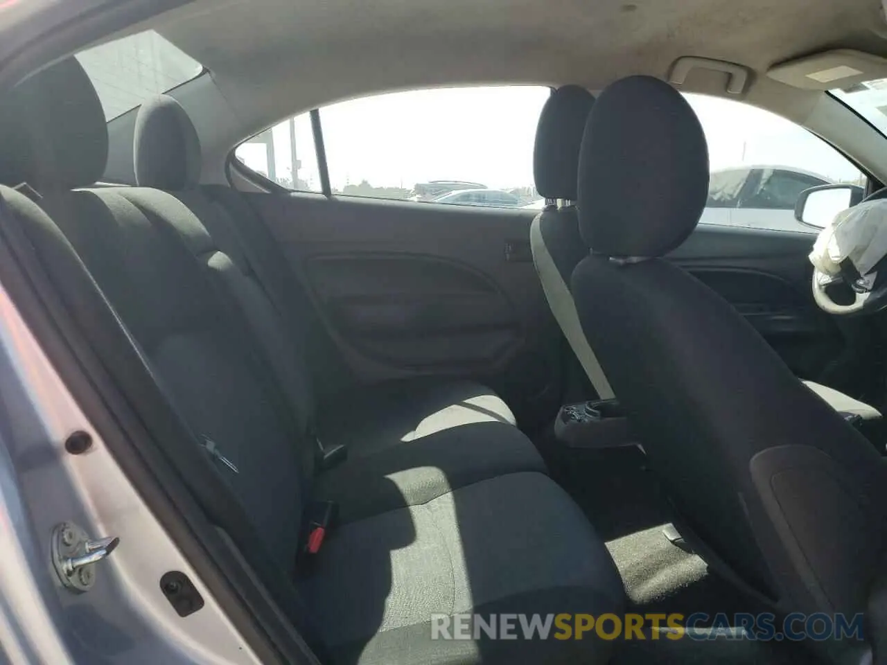 10 Photograph of a damaged car ML32FUFJ5MHF03986 MITSUBISHI MIRAGE 2021