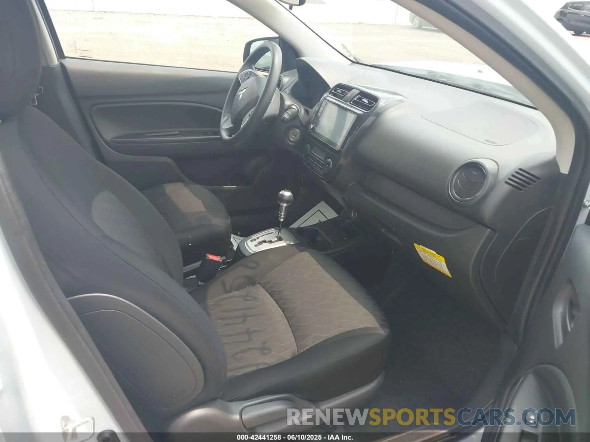 5 Photograph of a damaged car ML32AUHJ3NH008678 MITSUBISHI MIRAGE 2022
