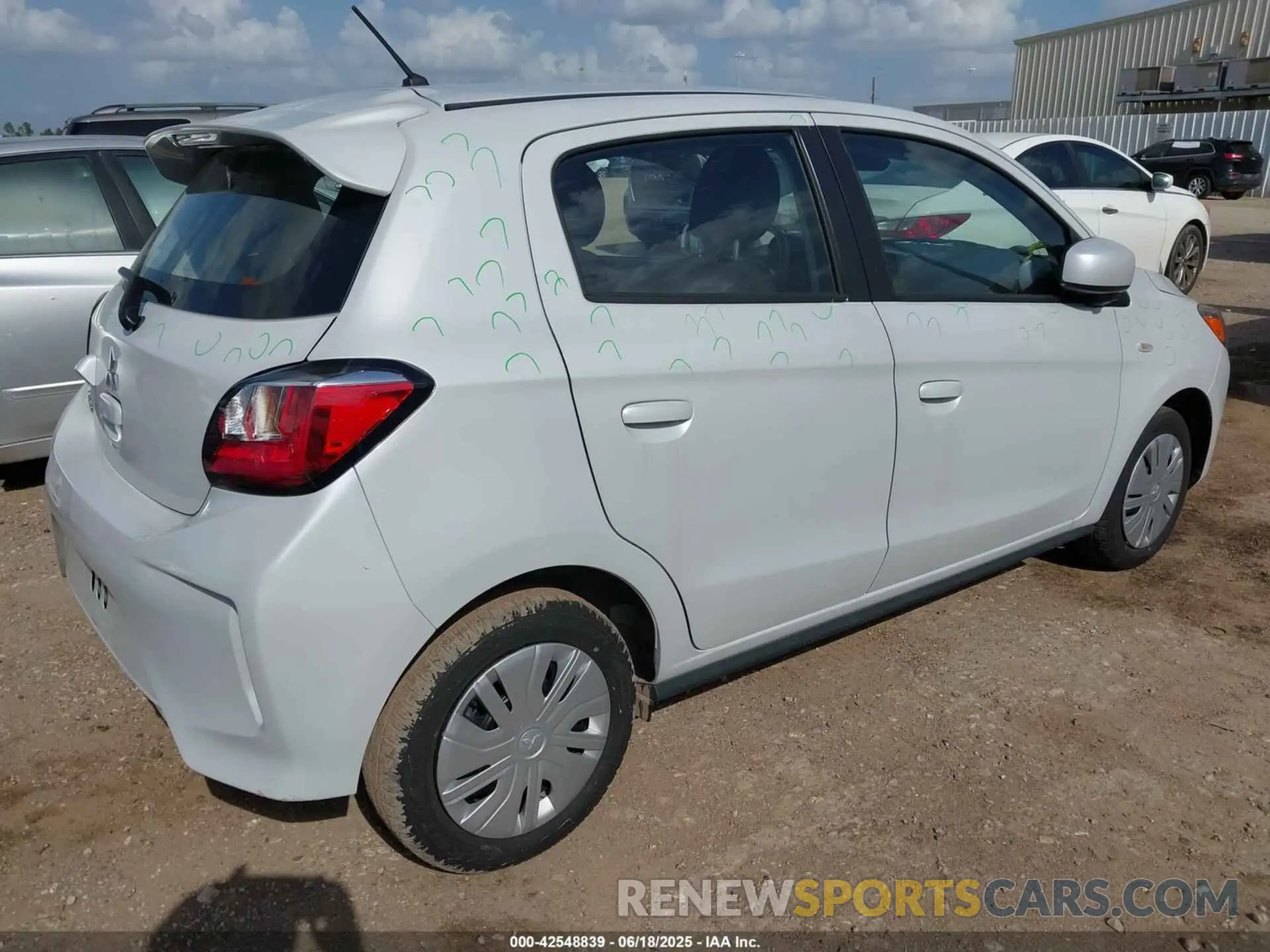4 Photograph of a damaged car ML32AUHJ0RH024777 MITSUBISHI MIRAGE 2024