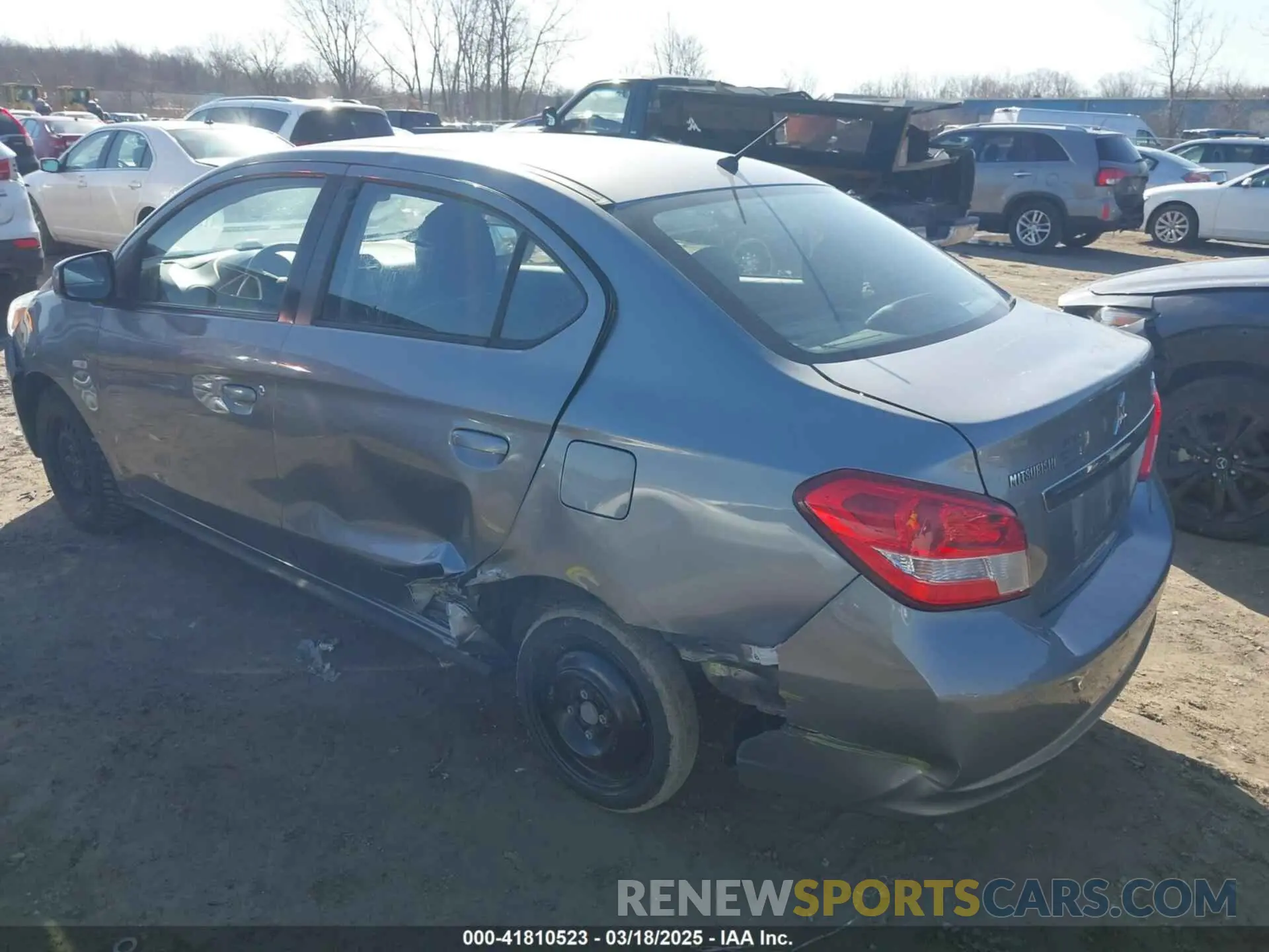 3 Photograph of a damaged car ML32F3FJ1KHF18248 MITSUBISHI MIRAGE G4 2019