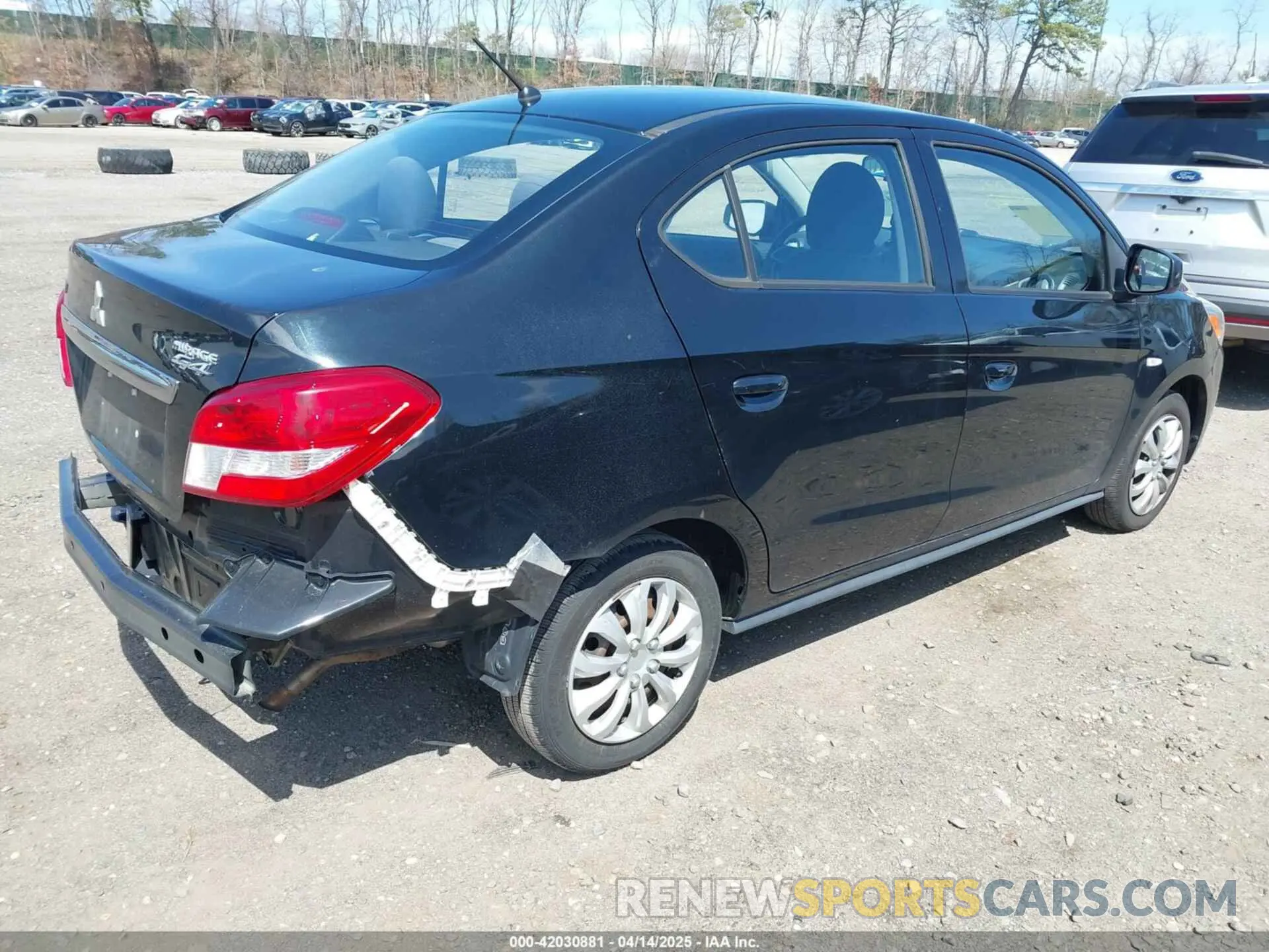 4 Photograph of a damaged car ML32F3FJ3KHF05596 MITSUBISHI MIRAGE G4 2019
