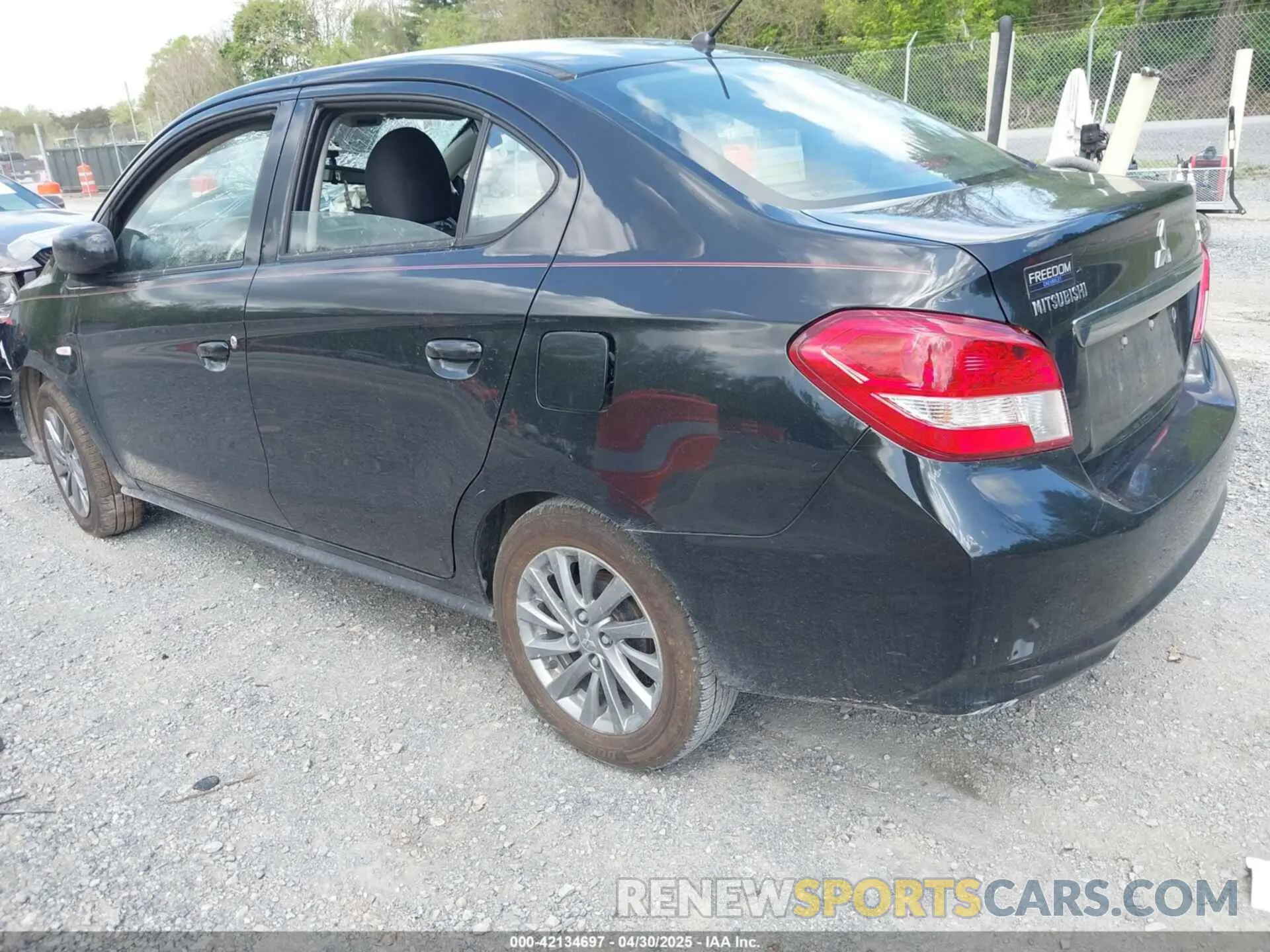 3 Photograph of a damaged car ML32F3FJ6KHF03826 MITSUBISHI MIRAGE G4 2019