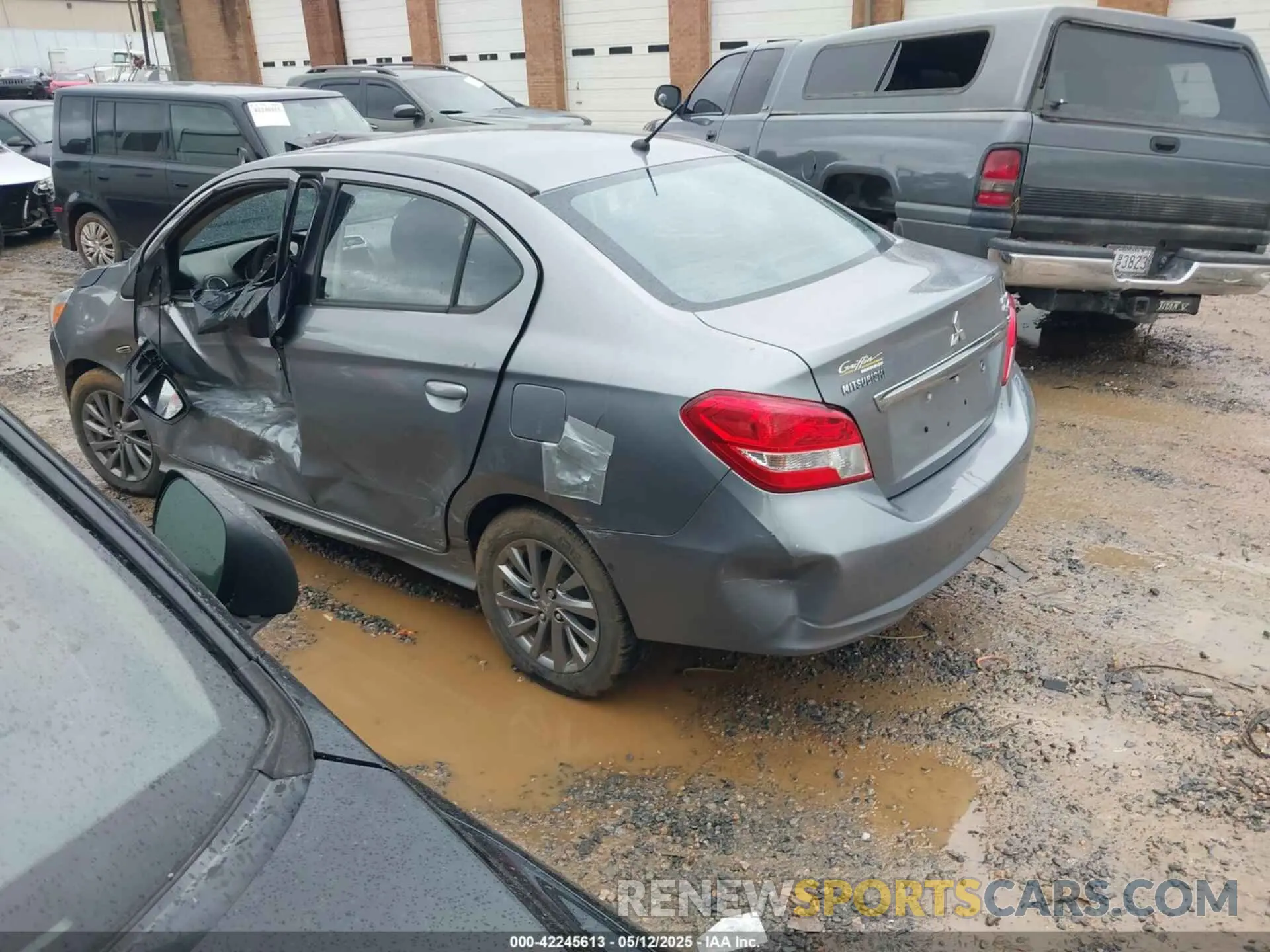 3 Photograph of a damaged car ML32F4FJ0KHF10566 MITSUBISHI MIRAGE G4 2019