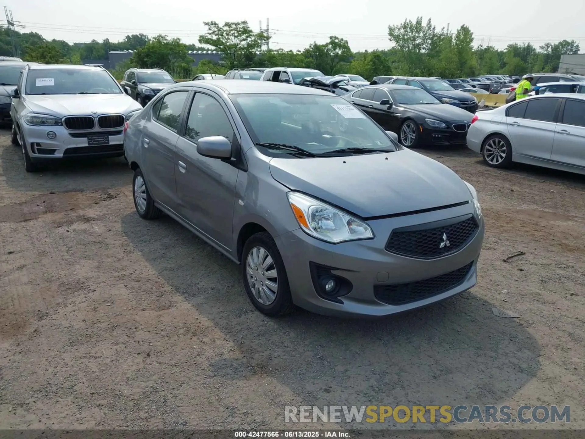 1 Photograph of a damaged car ML32F3FJ4LHF13143 MITSUBISHI MIRAGE G4 2020