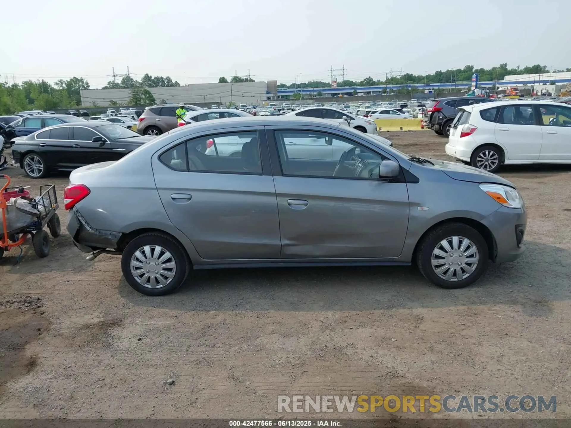 13 Photograph of a damaged car ML32F3FJ4LHF13143 MITSUBISHI MIRAGE G4 2020