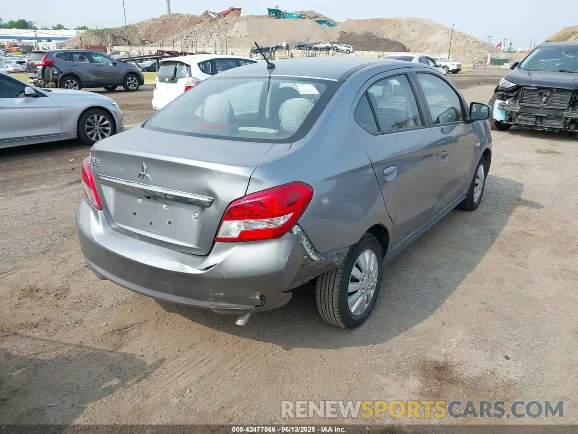 4 Photograph of a damaged car ML32F3FJ4LHF13143 MITSUBISHI MIRAGE G4 2020