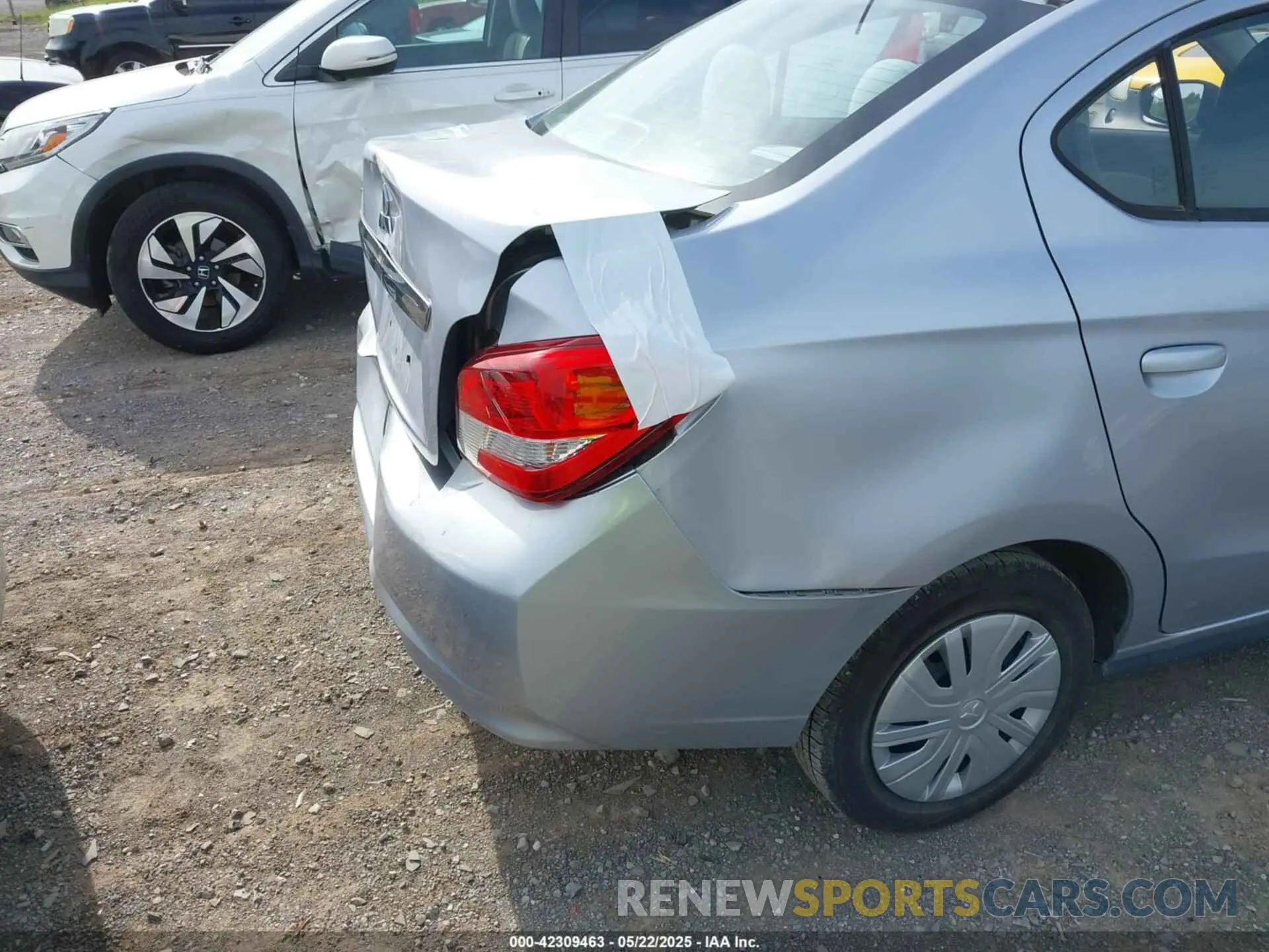 17 Photograph of a damaged car ML32F3FJ9LHF07564 MITSUBISHI MIRAGE G4 2020