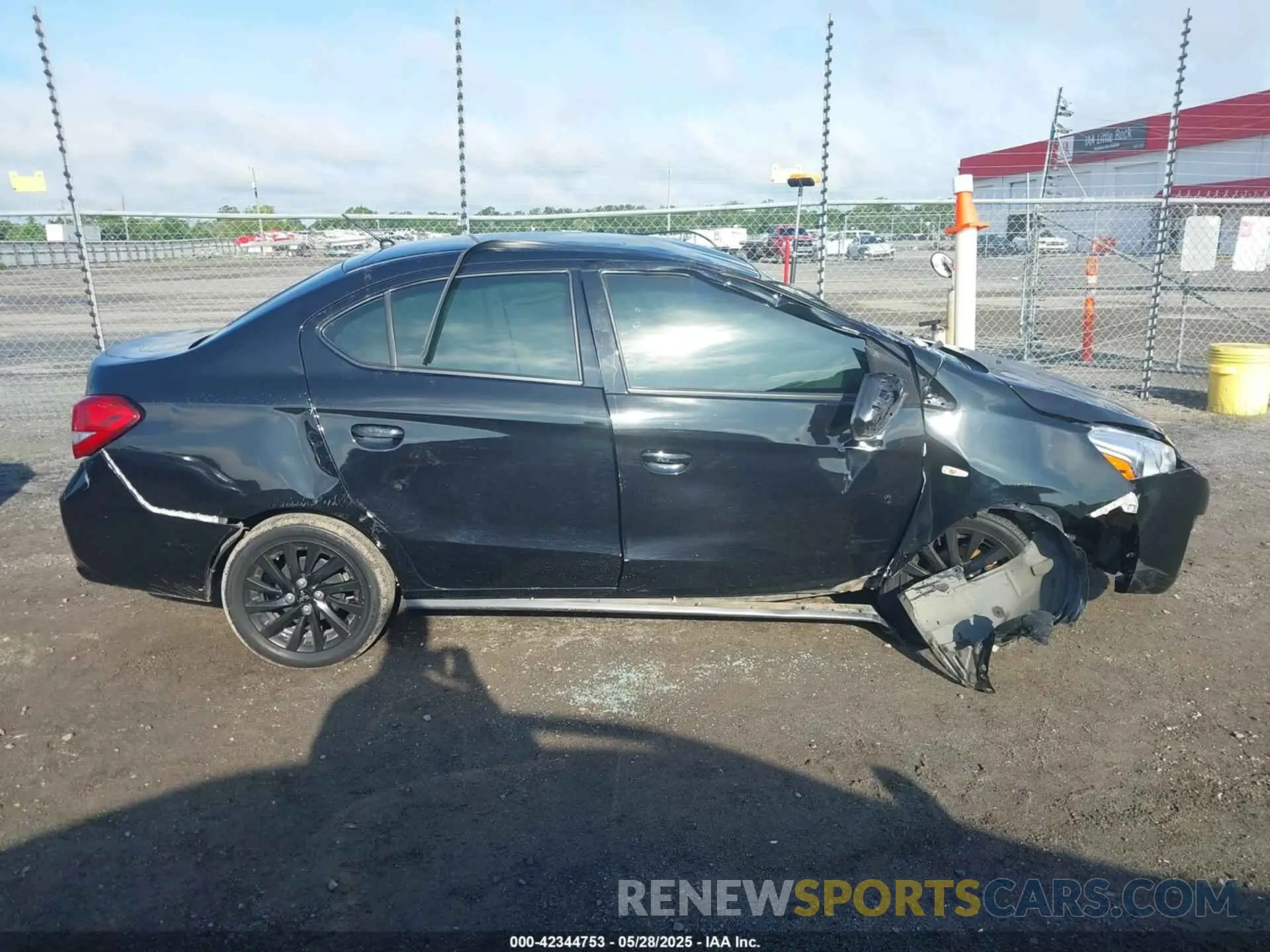 12 Photograph of a damaged car ML32F4FJ0LHF11024 MITSUBISHI MIRAGE G4 2020