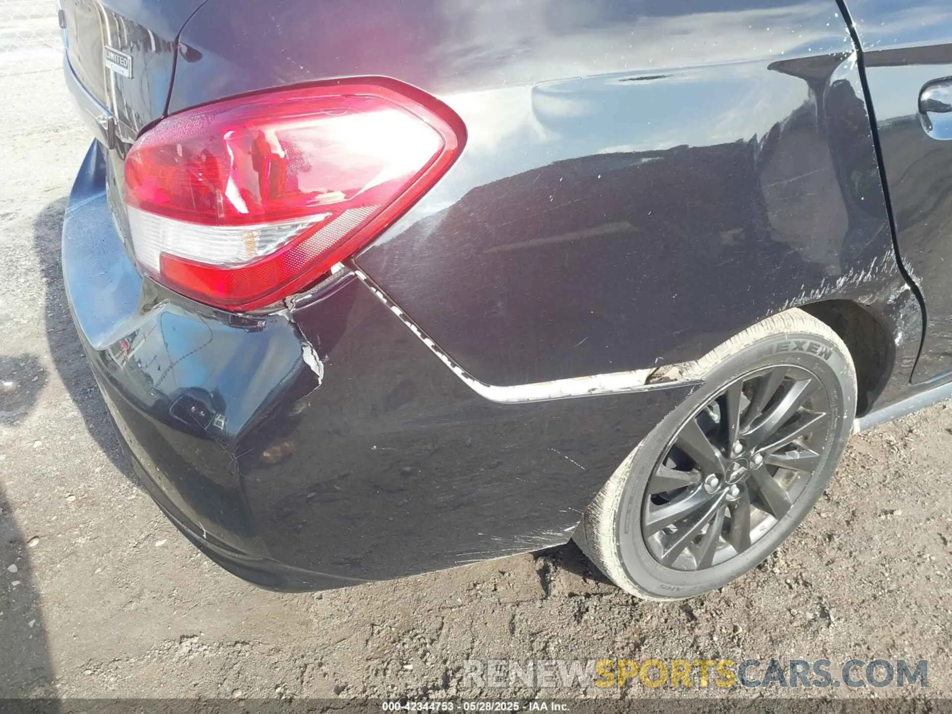 17 Photograph of a damaged car ML32F4FJ0LHF11024 MITSUBISHI MIRAGE G4 2020