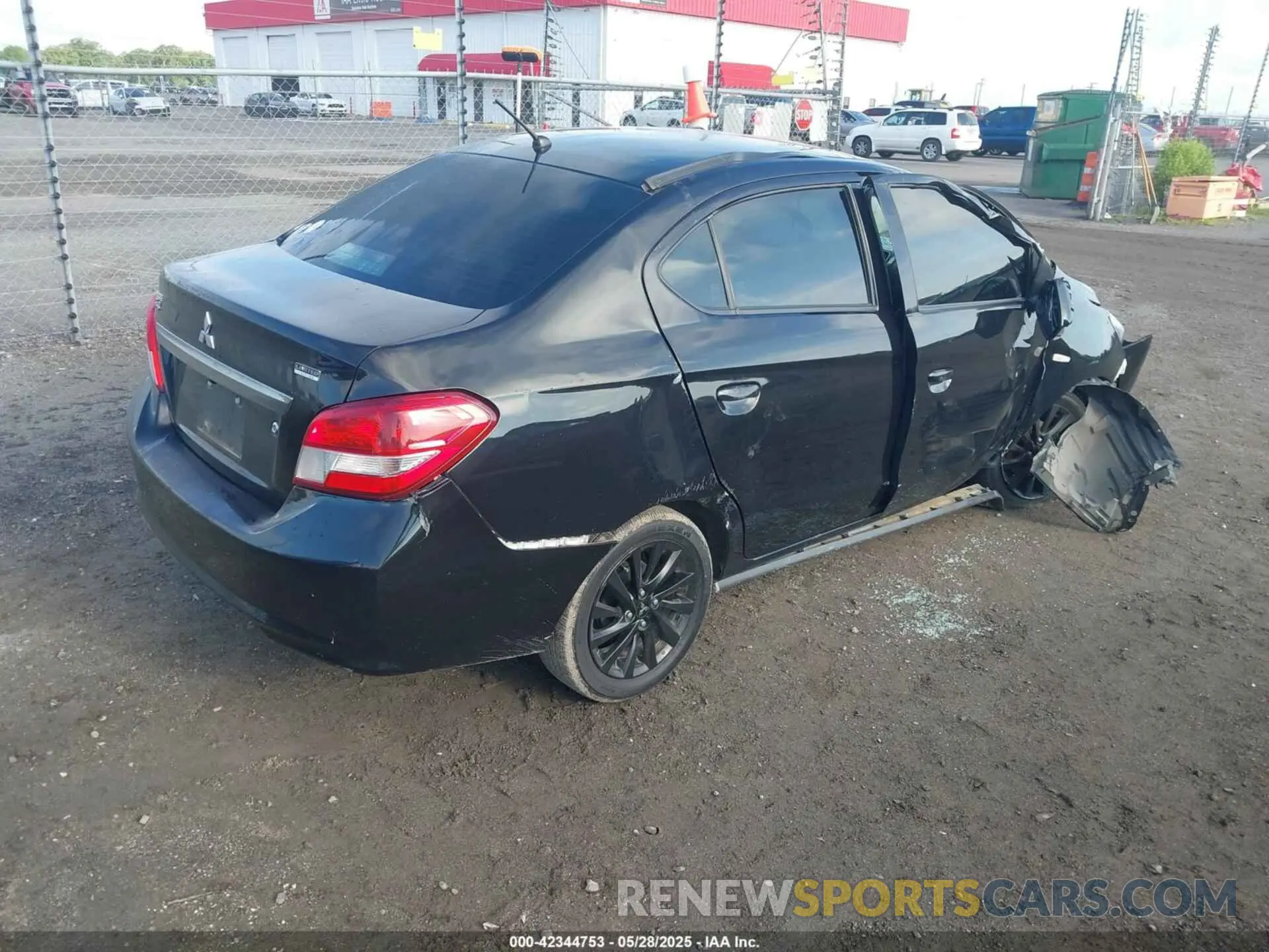 4 Photograph of a damaged car ML32F4FJ0LHF11024 MITSUBISHI MIRAGE G4 2020