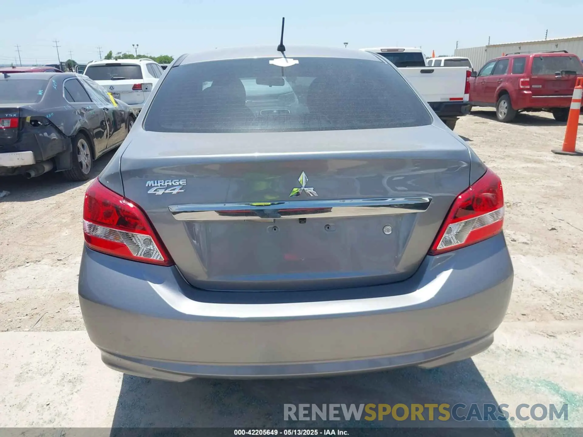 16 Photograph of a damaged car ML32F4FJ1LHF02199 MITSUBISHI MIRAGE G4 2020