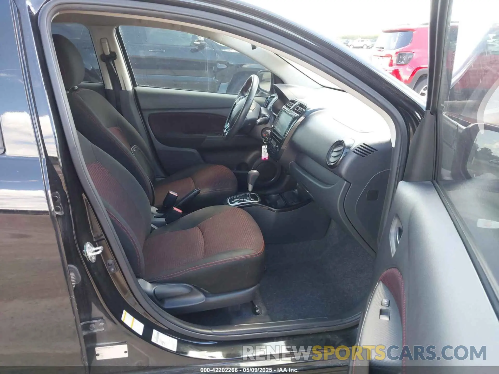 5 Photograph of a damaged car ML32FUFJ0NHF03413 MITSUBISHI MIRAGE G4 2022
