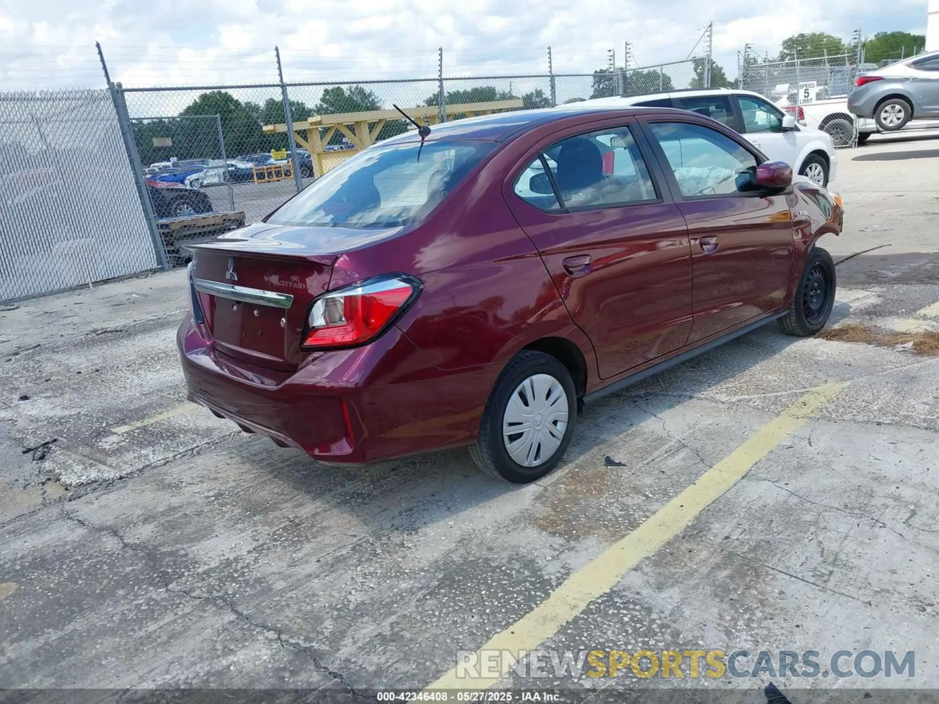 4 Photograph of a damaged car ML32FUFJ2NHF06037 MITSUBISHI MIRAGE G4 2022