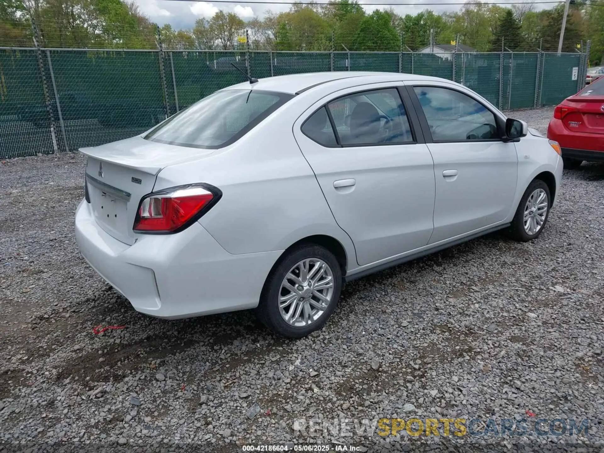 4 Photograph of a damaged car ML32FUFJ2NHF08788 MITSUBISHI MIRAGE G4 2022