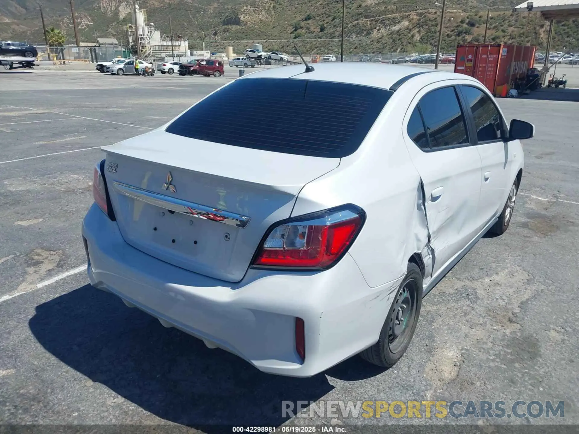 4 Photograph of a damaged car ML32FUFJ7NHF09676 MITSUBISHI MIRAGE G4 2022