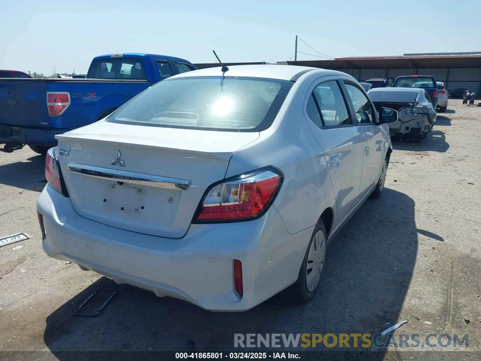4 Photograph of a damaged car ML32FUFJ3PHF01688 MITSUBISHI MIRAGE G4 2023