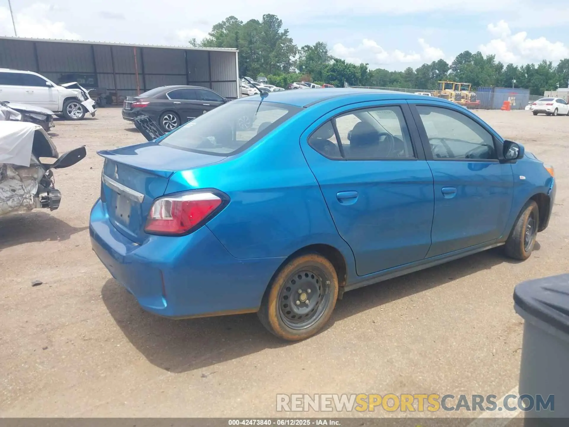 4 Photograph of a damaged car ML32FUFJ6PHF06030 MITSUBISHI MIRAGE G4 2023