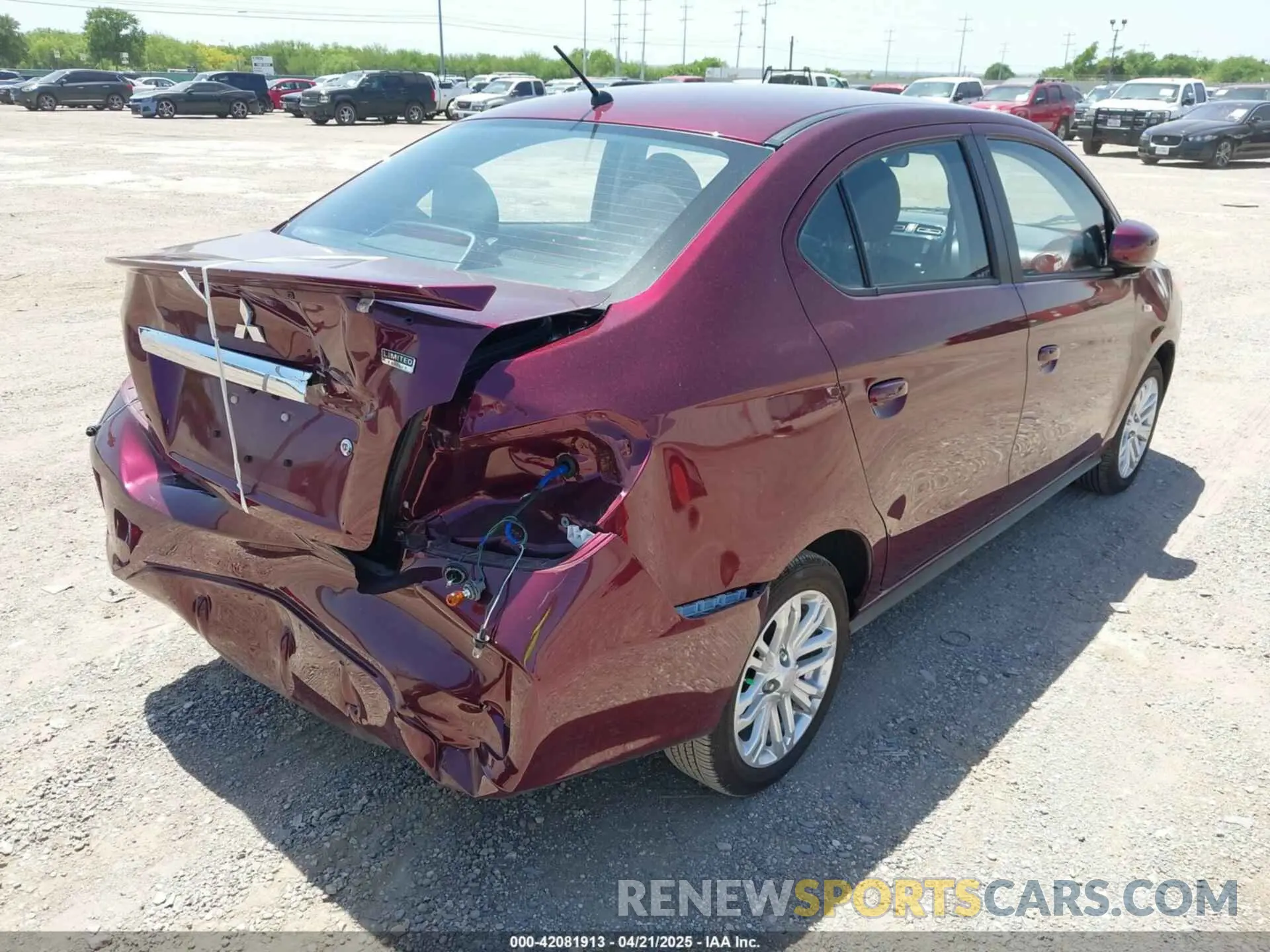 4 Photograph of a damaged car ML32FUFJ2RHF11096 MITSUBISHI MIRAGE G4 2024