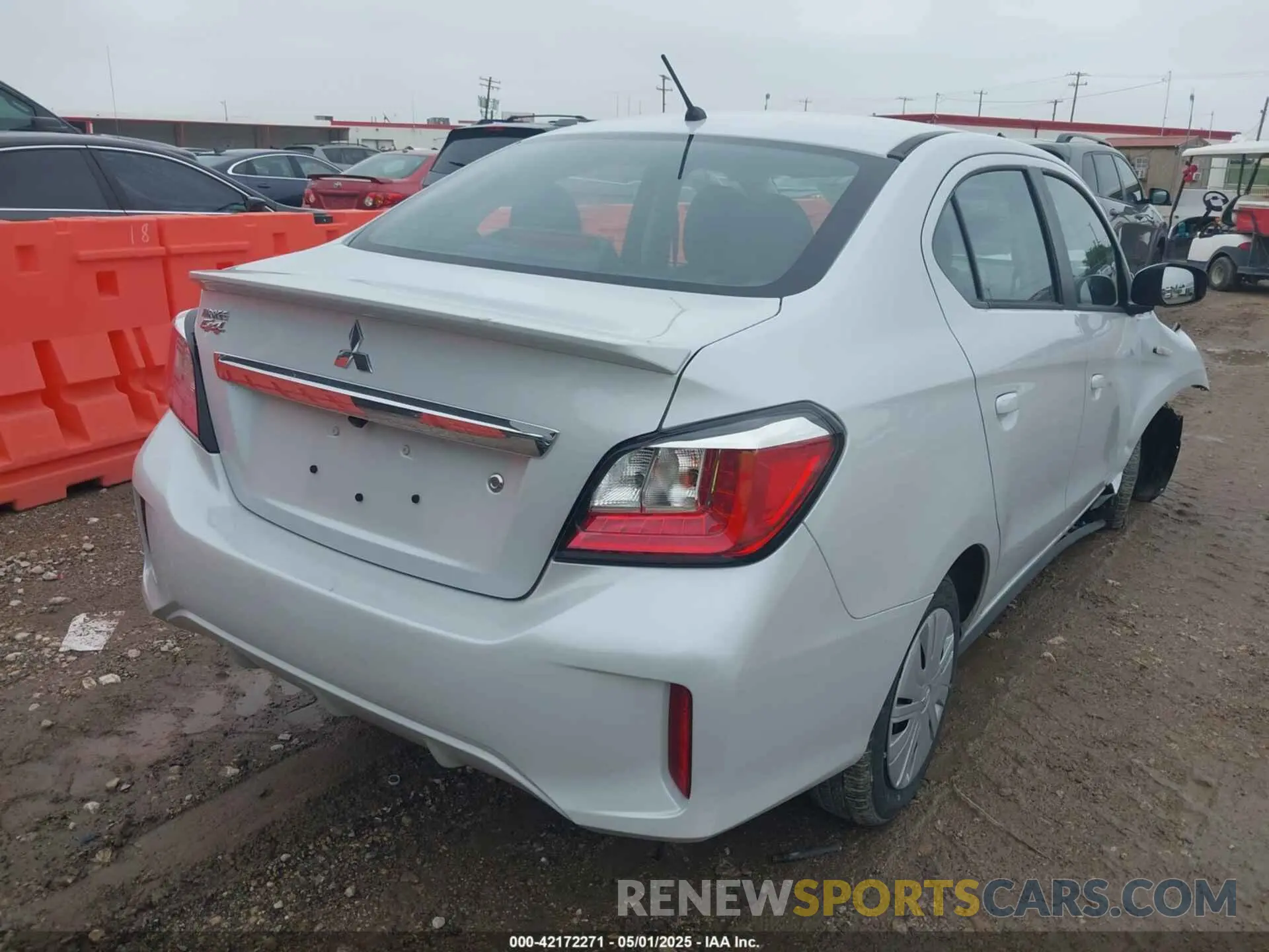 4 Photograph of a damaged car ML32FUFJ2RHF13785 MITSUBISHI MIRAGE G4 2024