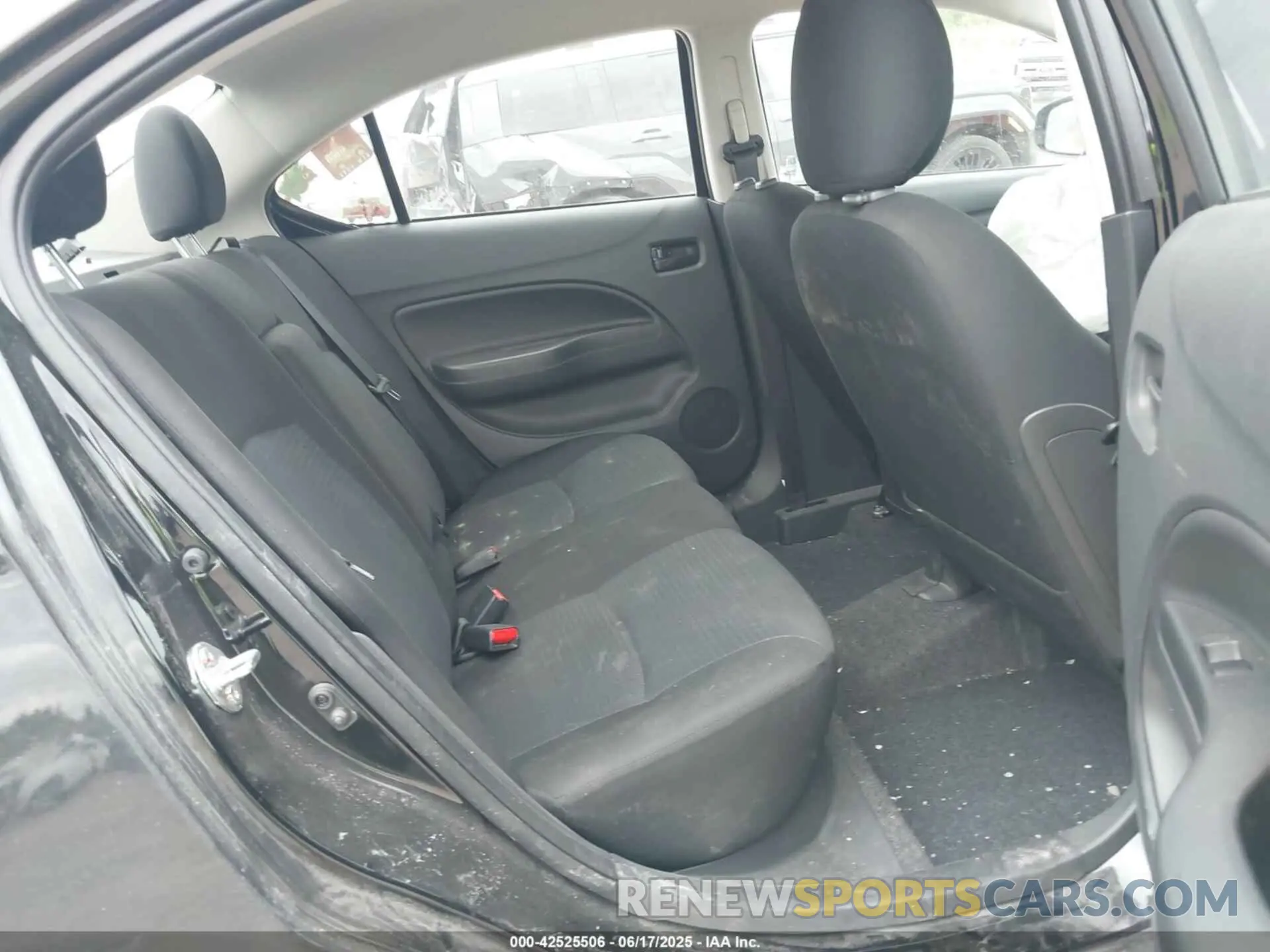 8 Photograph of a damaged car ML32FUFJ5RHF02733 MITSUBISHI MIRAGE G4 2024