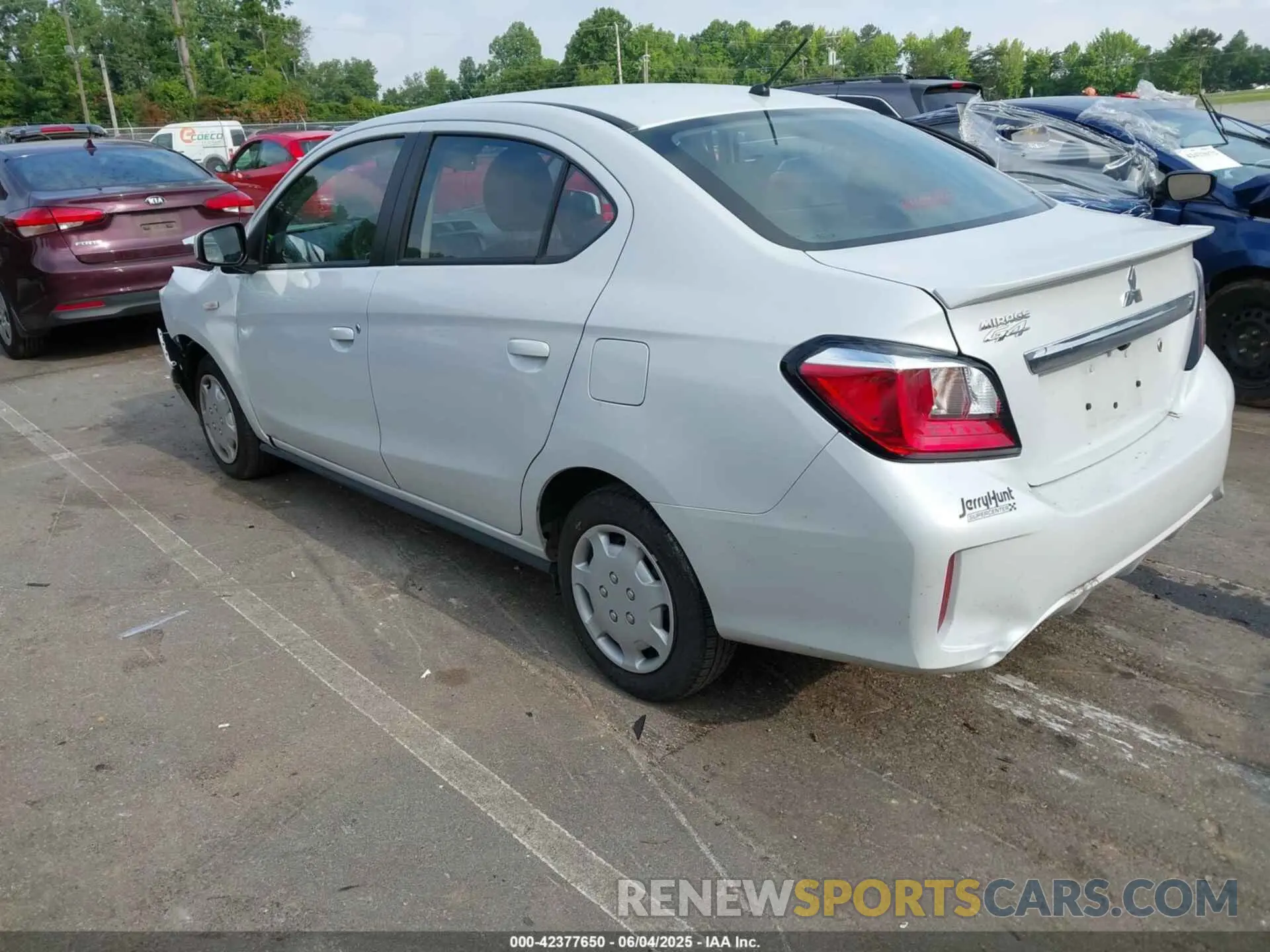 3 Photograph of a damaged car ML32FUFJ9RHF06865 MITSUBISHI MIRAGE G4 2024