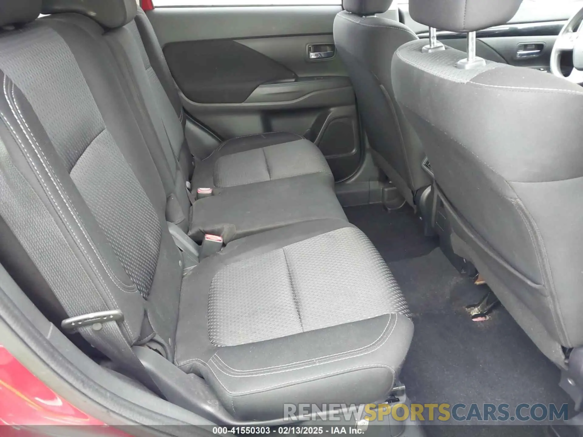 8 Photograph of a damaged car JA4AD2A32KZ032101 MITSUBISHI OUTLANDER 2019