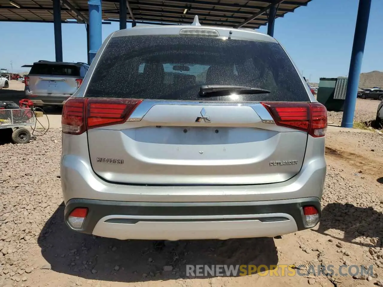 6 Photograph of a damaged car JA4AD2A32KZ038092 MITSUBISHI OUTLANDER 2019