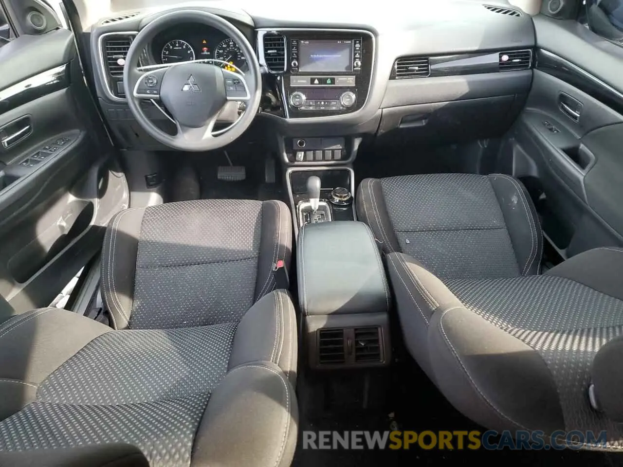 8 Photograph of a damaged car JA4AD2A33KZ053507 MITSUBISHI OUTLANDER 2019