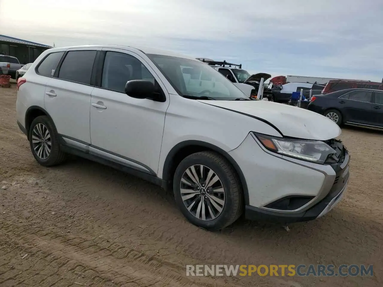 4 Photograph of a damaged car JA4AD2A34KZ008270 MITSUBISHI OUTLANDER 2019