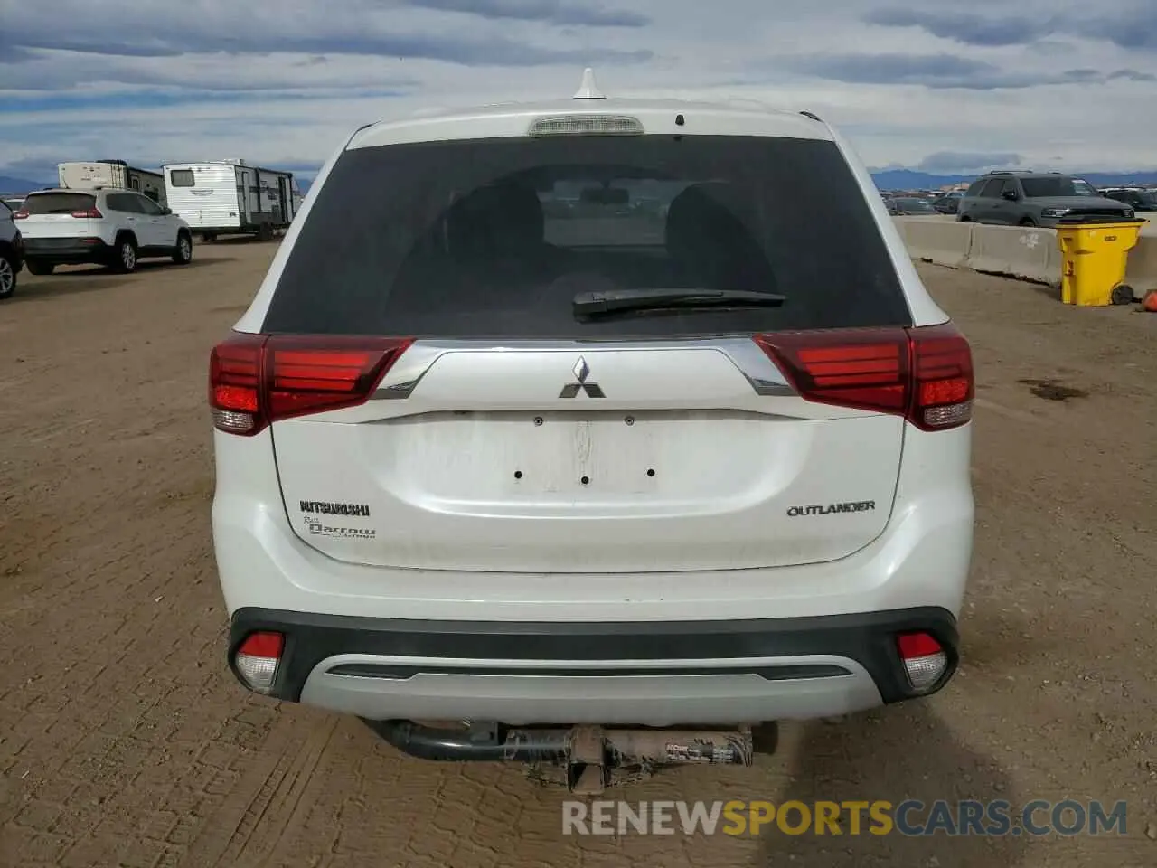 6 Photograph of a damaged car JA4AD2A34KZ008270 MITSUBISHI OUTLANDER 2019