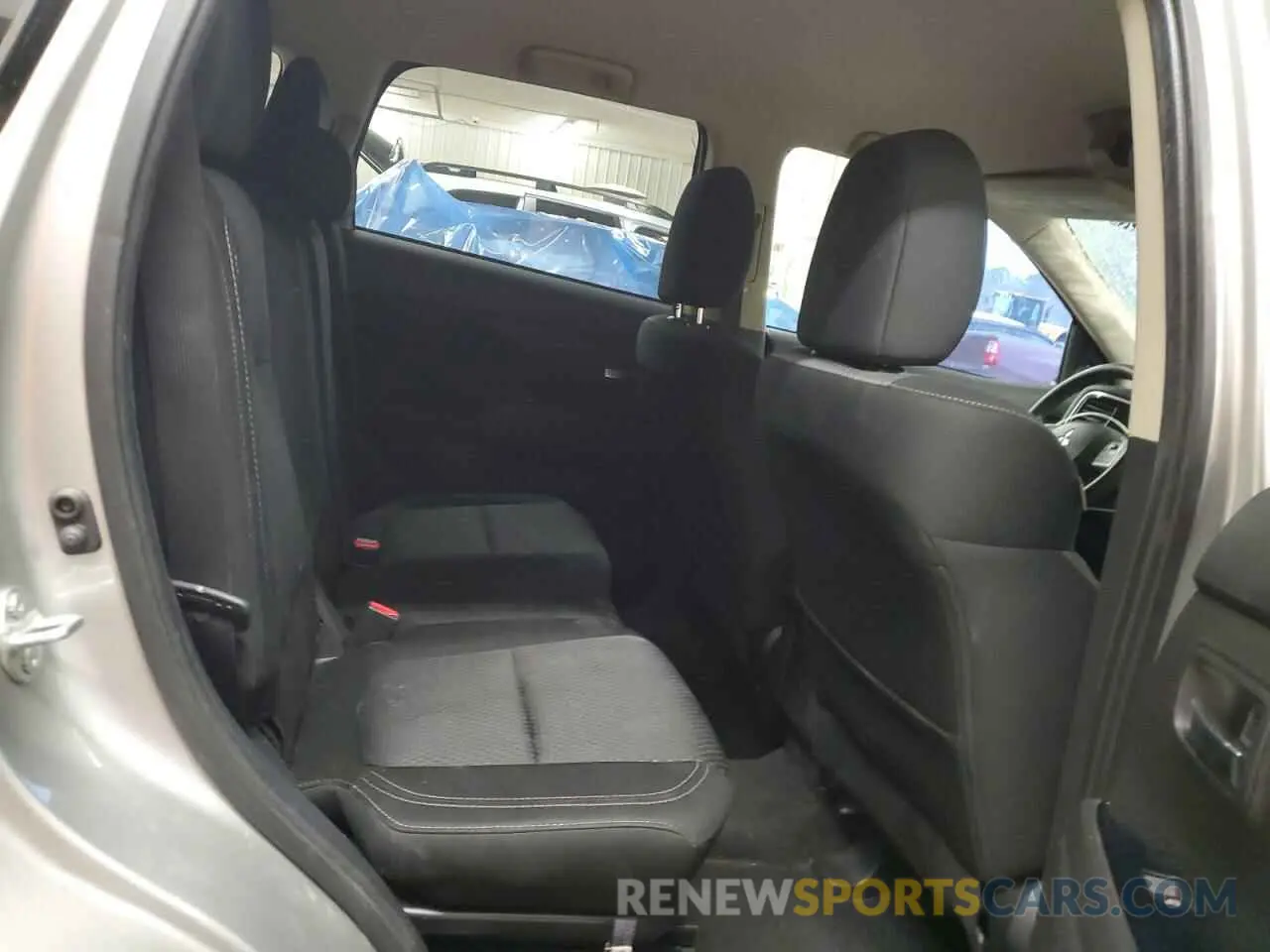 11 Photograph of a damaged car JA4AD2A34KZ037543 MITSUBISHI OUTLANDER 2019