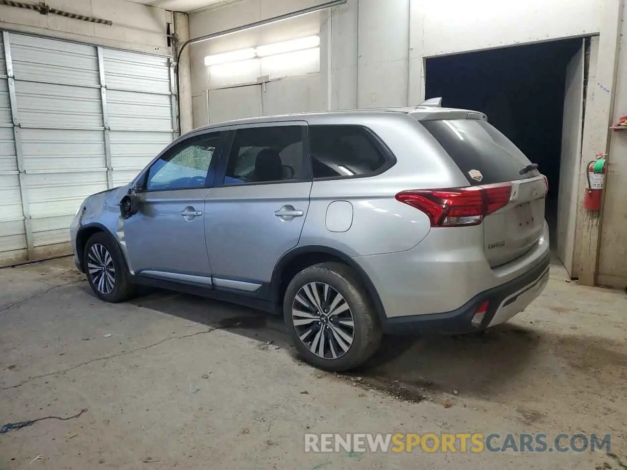 2 Photograph of a damaged car JA4AD2A34KZ037543 MITSUBISHI OUTLANDER 2019