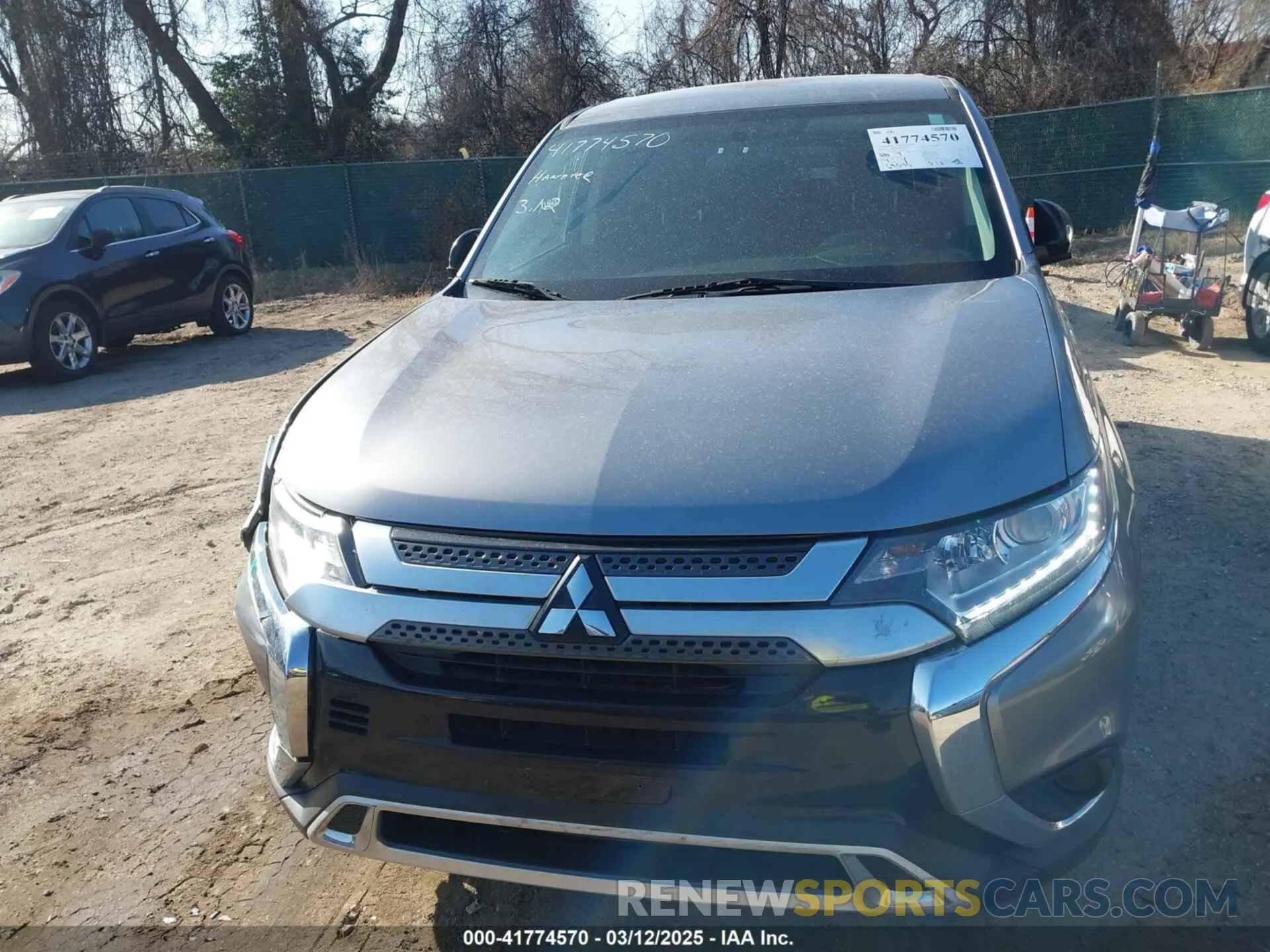 12 Photograph of a damaged car JA4AD2A35KZ050639 MITSUBISHI OUTLANDER 2019