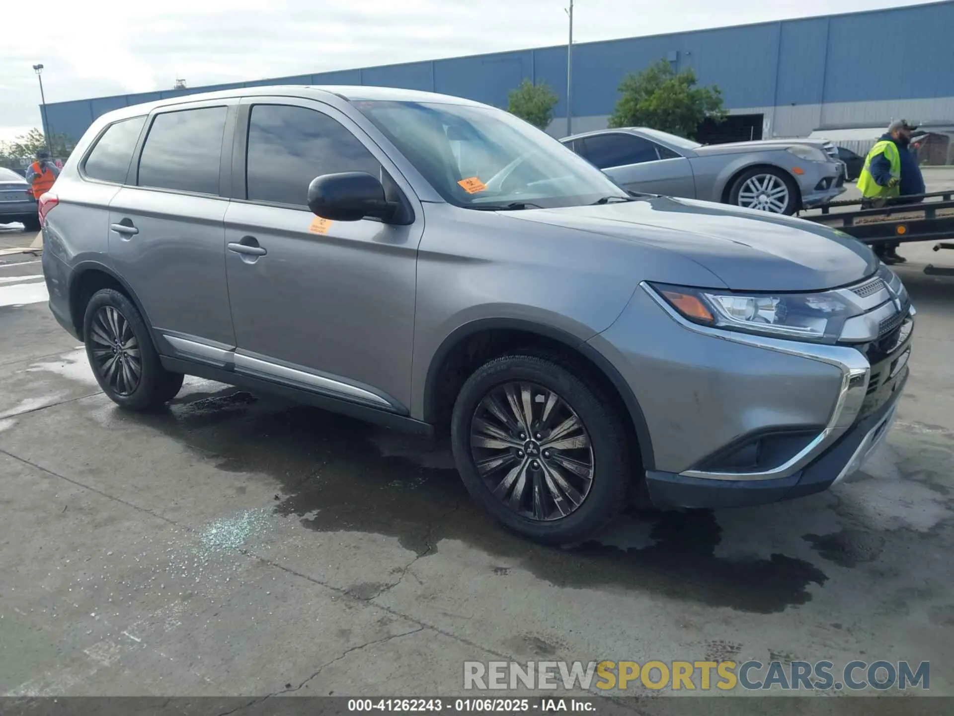 1 Photograph of a damaged car JA4AD2A36KZ014460 MITSUBISHI OUTLANDER 2019
