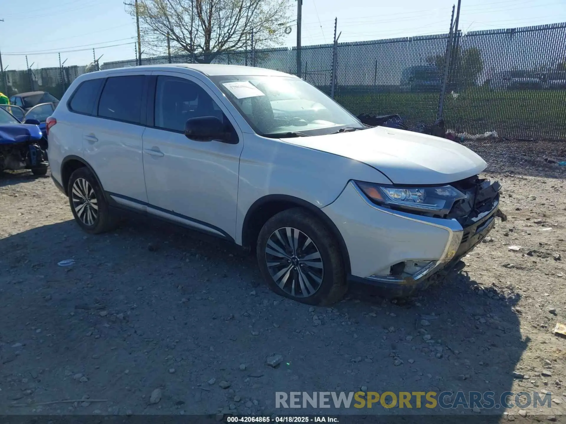 1 Photograph of a damaged car JA4AD2A36KZ038502 MITSUBISHI OUTLANDER 2019