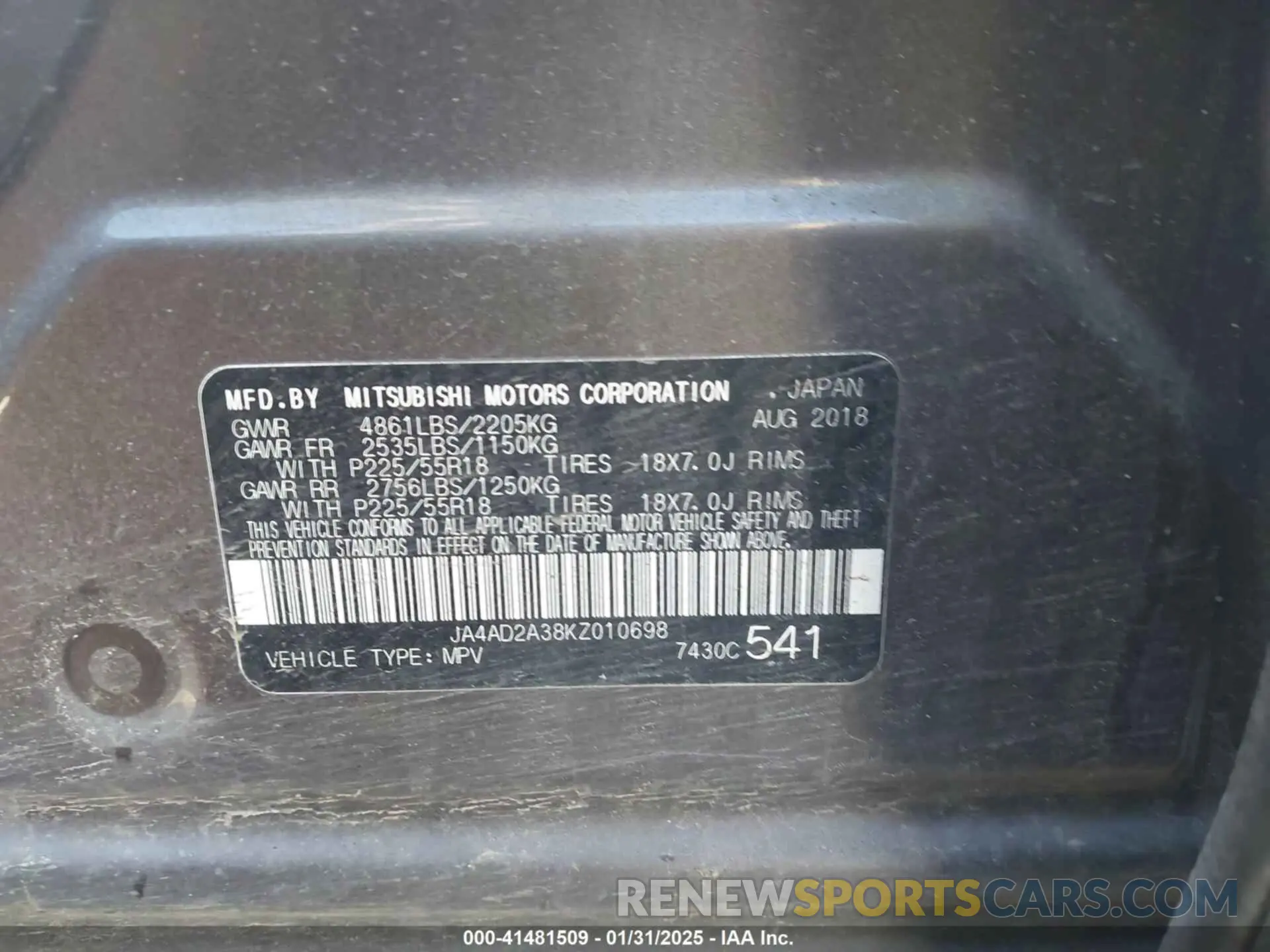 9 Photograph of a damaged car JA4AD2A38KZ010698 MITSUBISHI OUTLANDER 2019